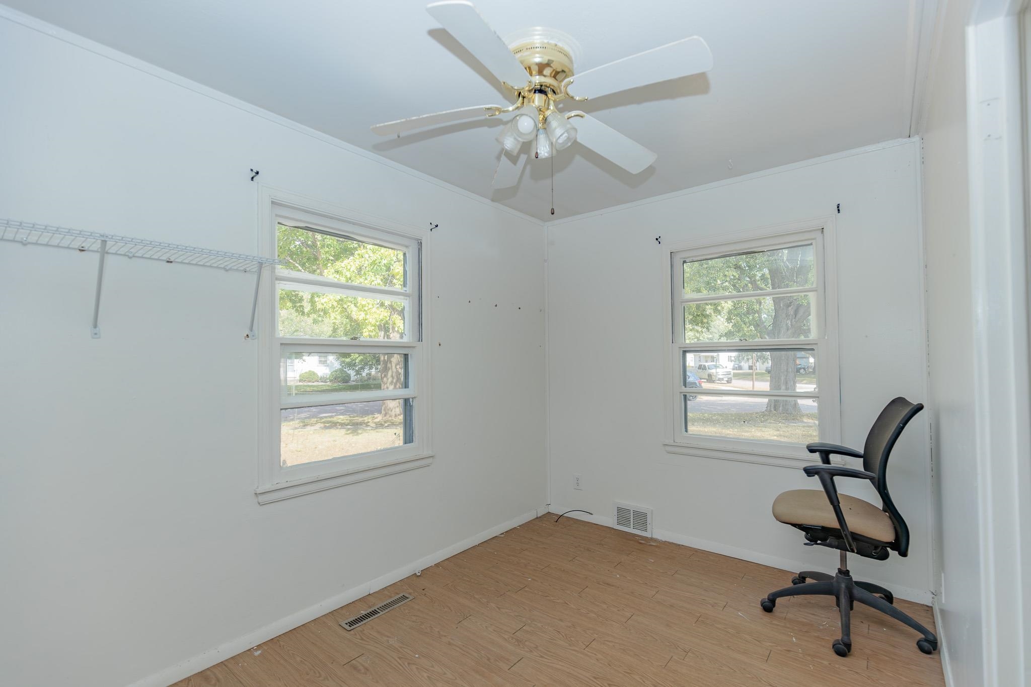 MLS #251260