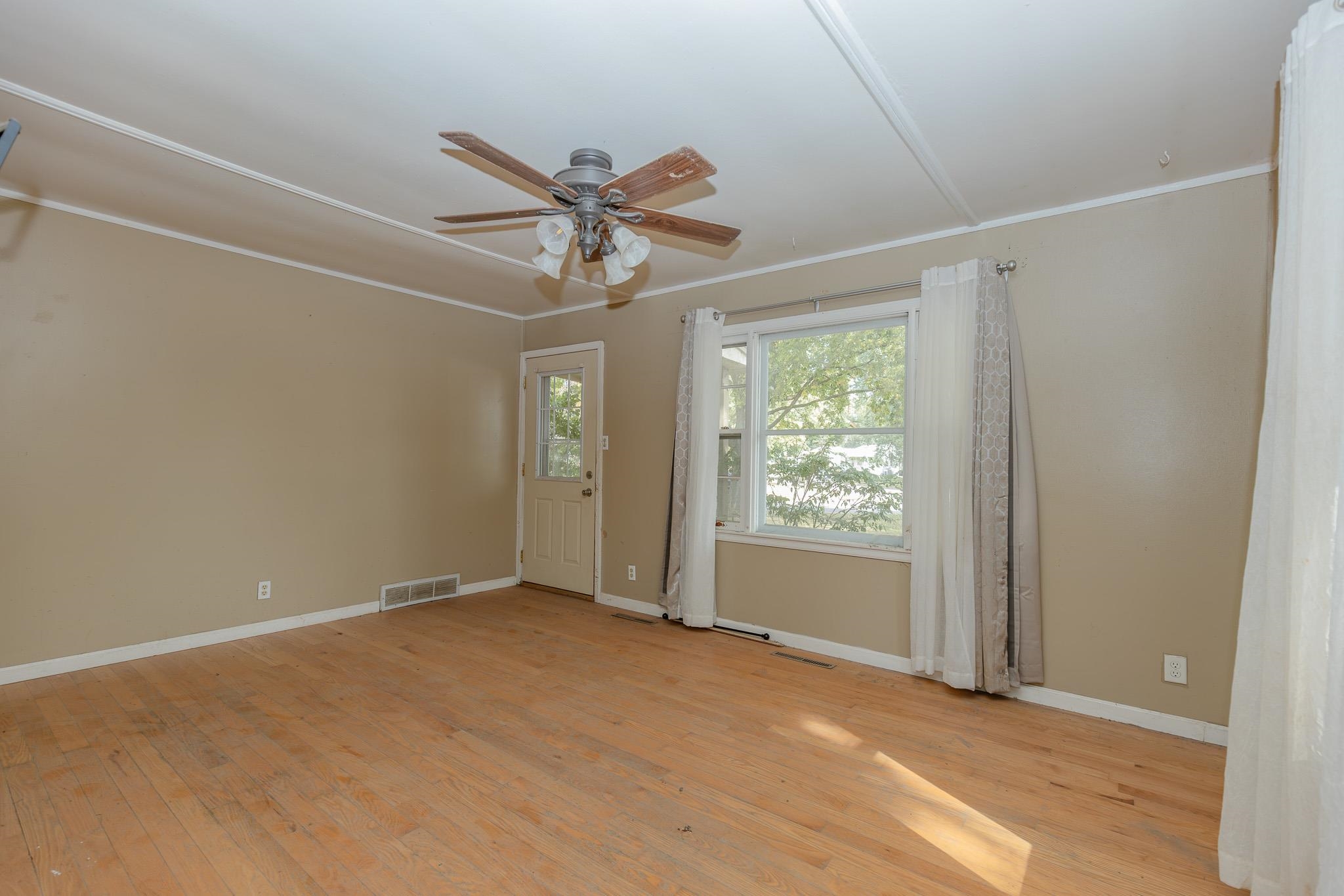 MLS #251260