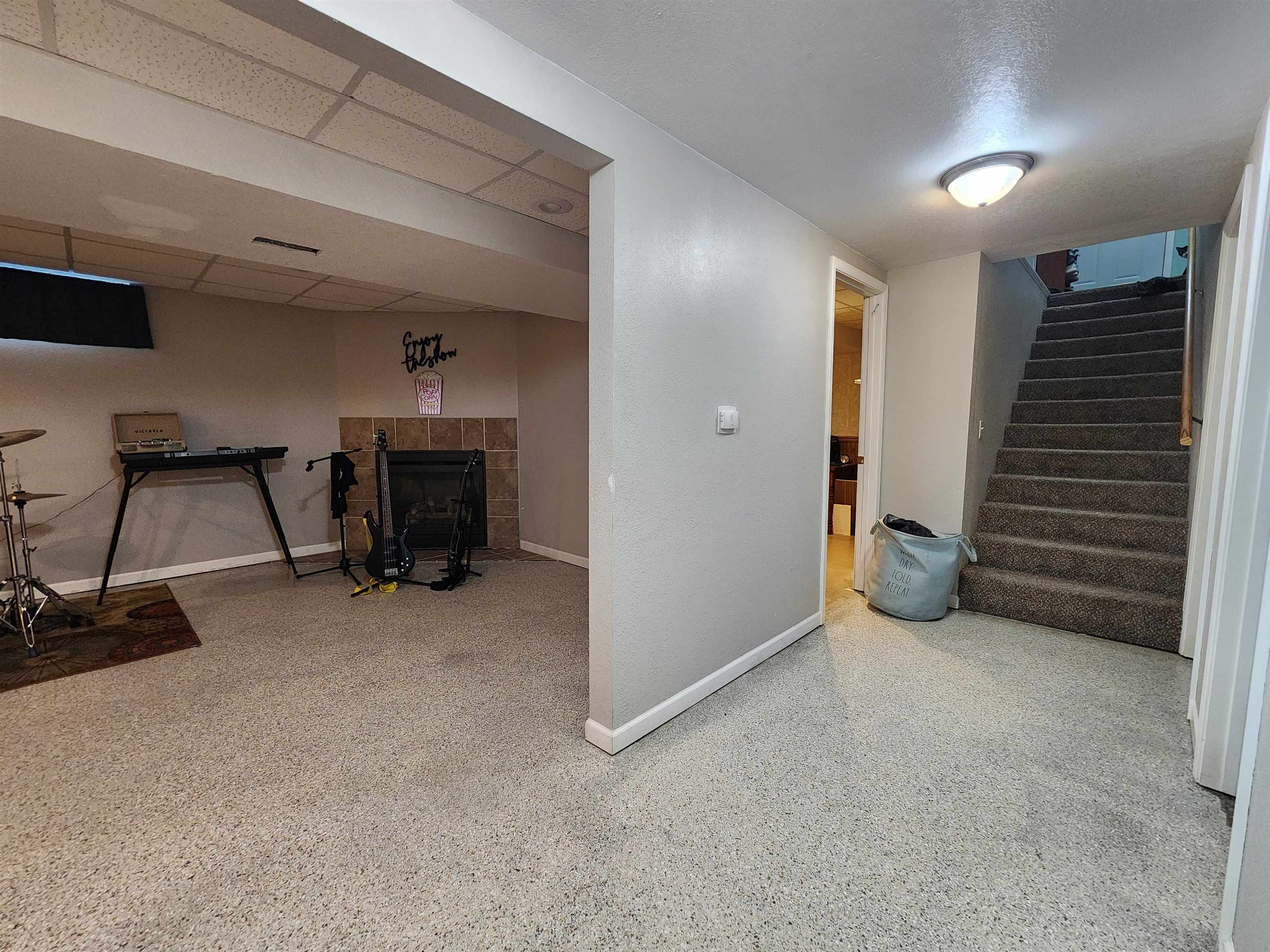 MLS #251262