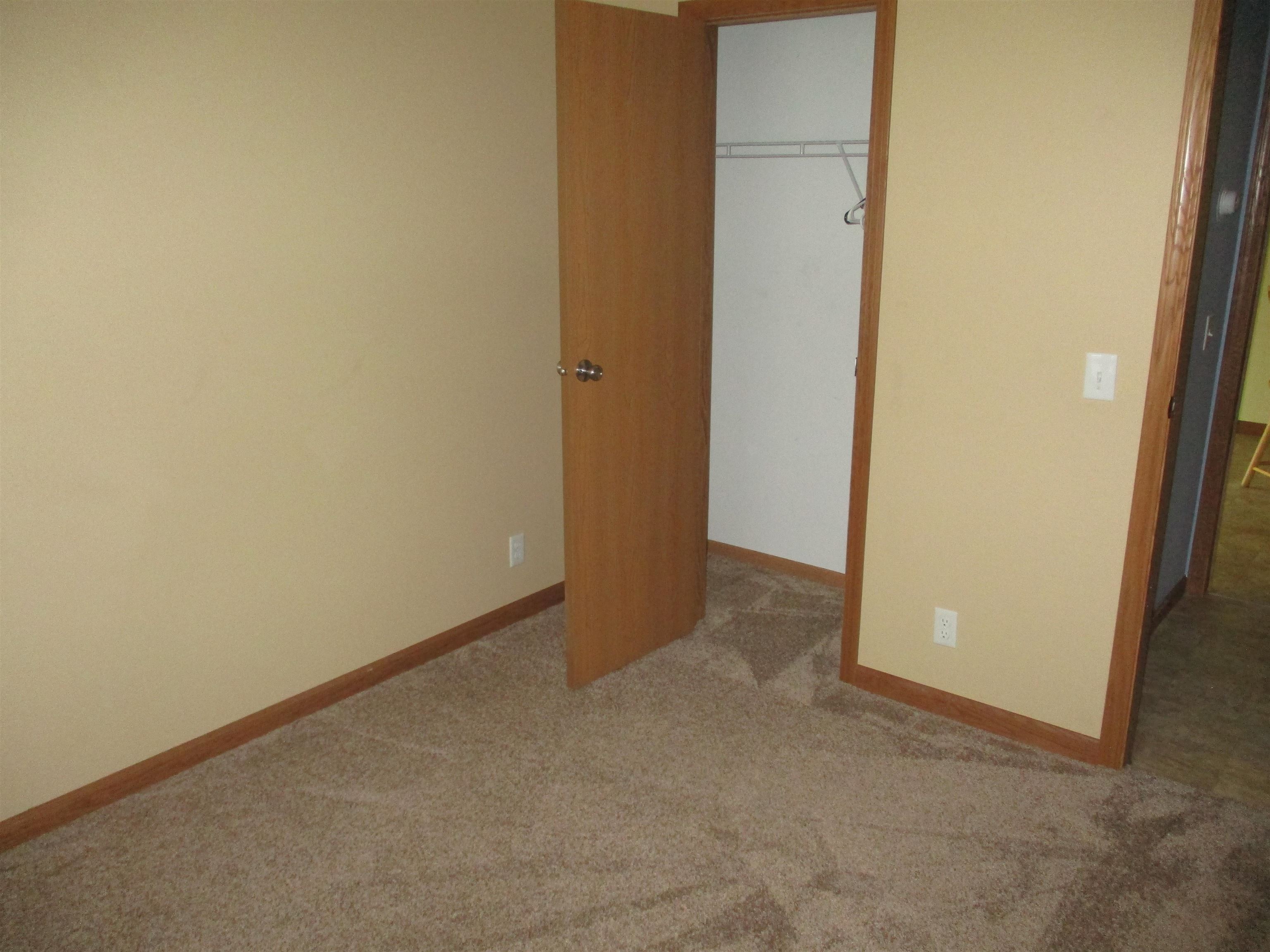MLS #251289