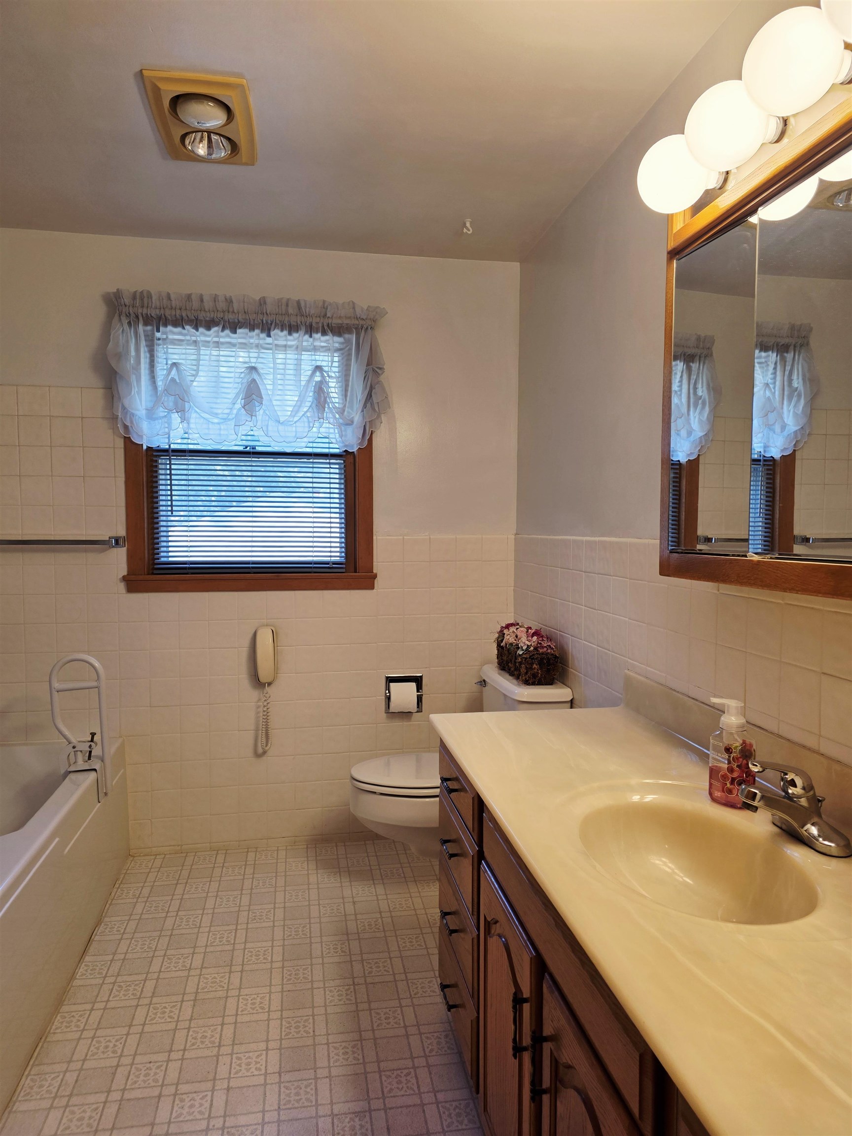 MLS #251293
