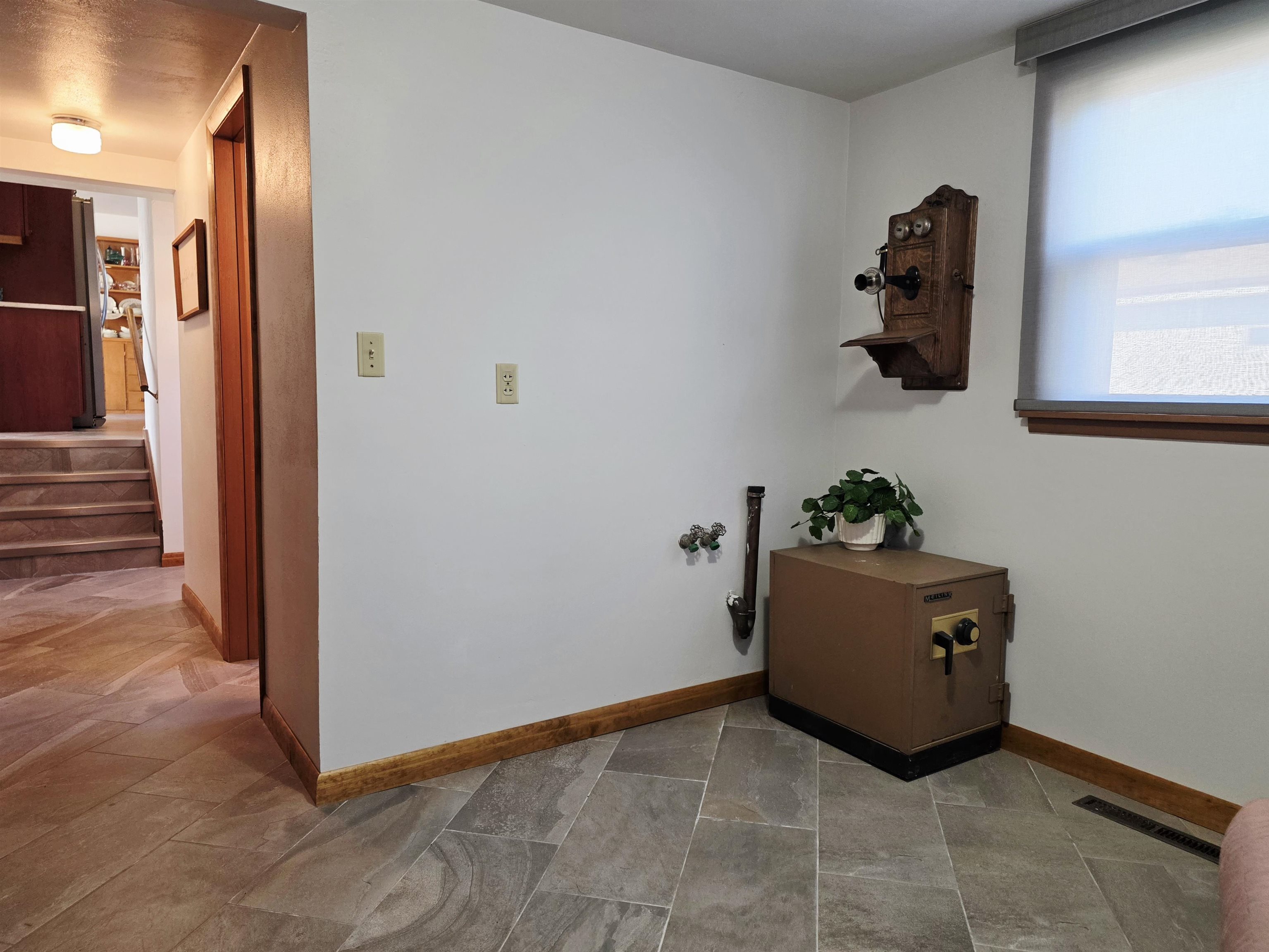 MLS #251293