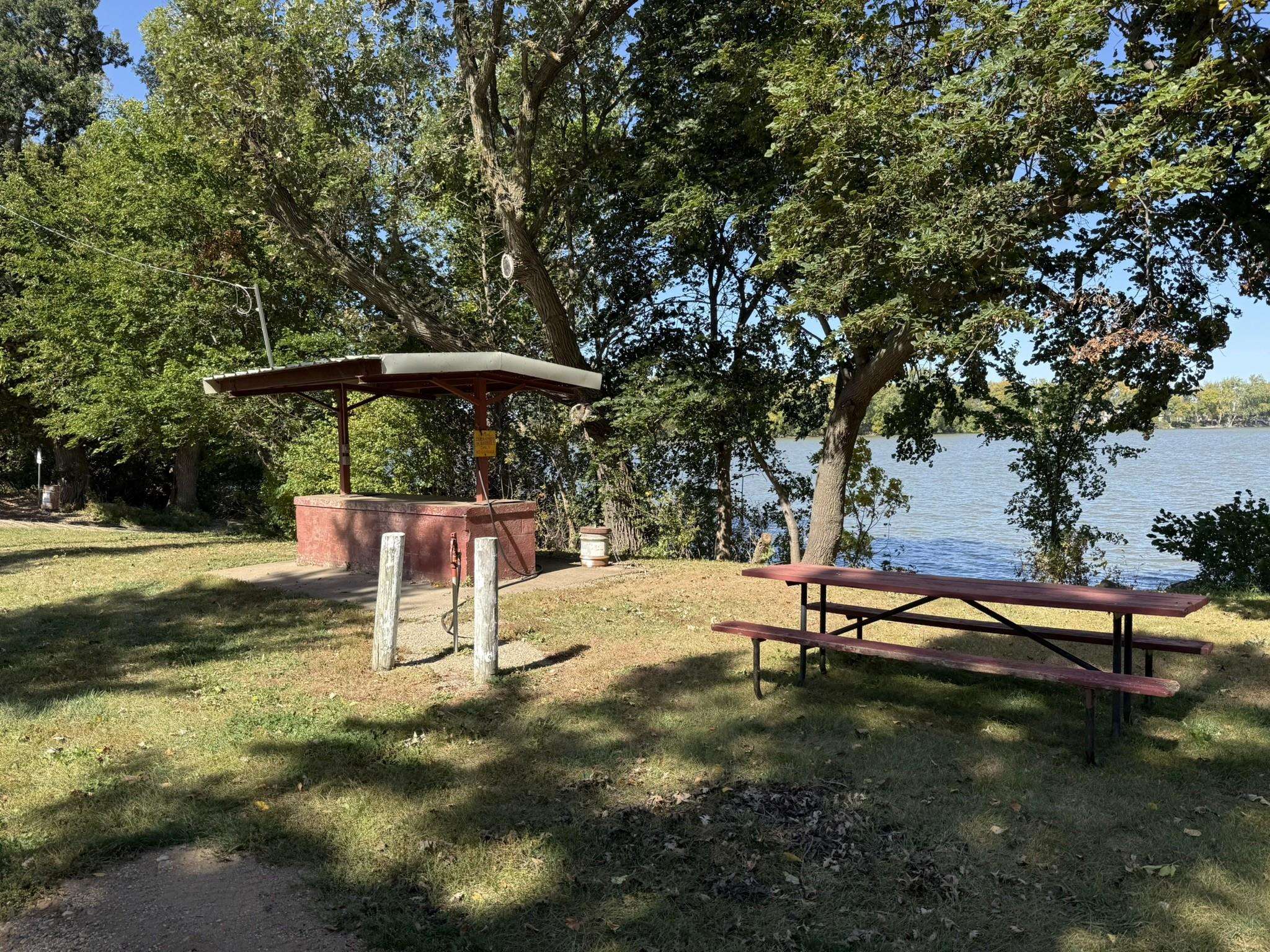 MLS #251296