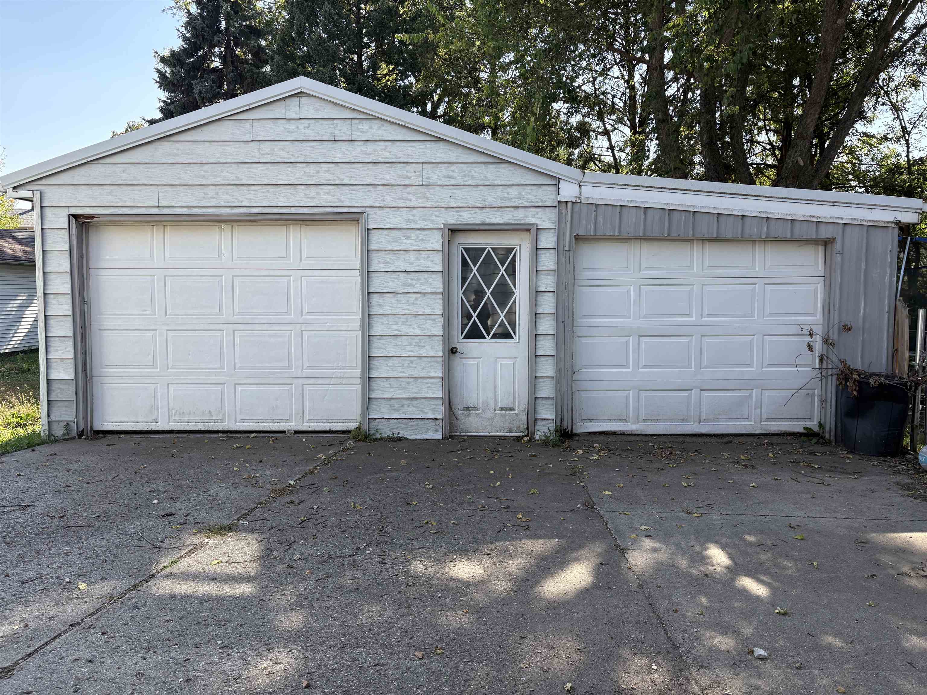 MLS #251302