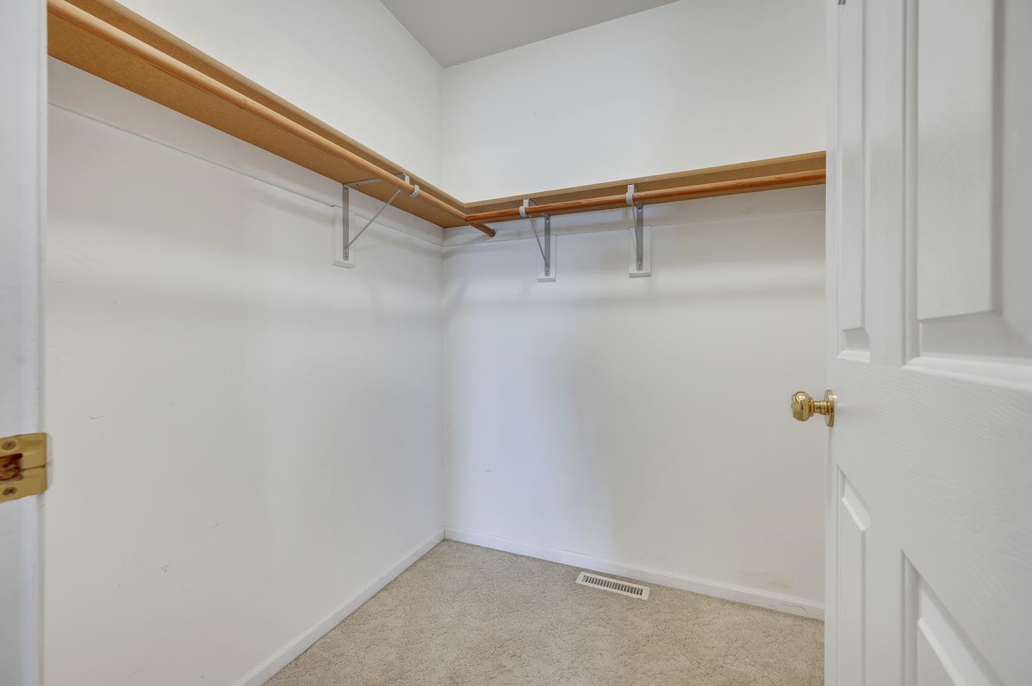 MLS #251308