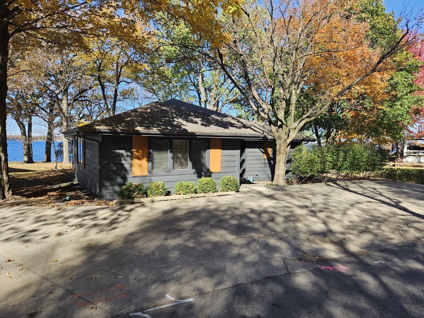 MLS #251326