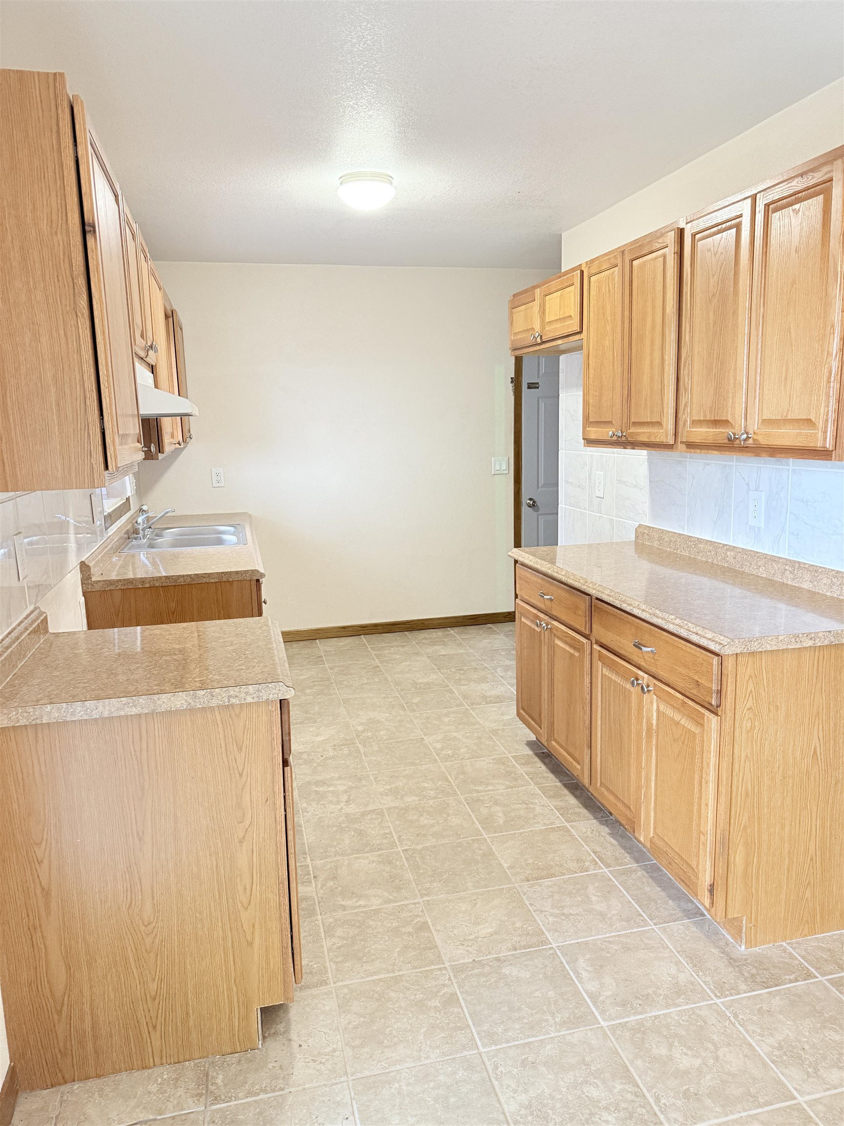 MLS #251346