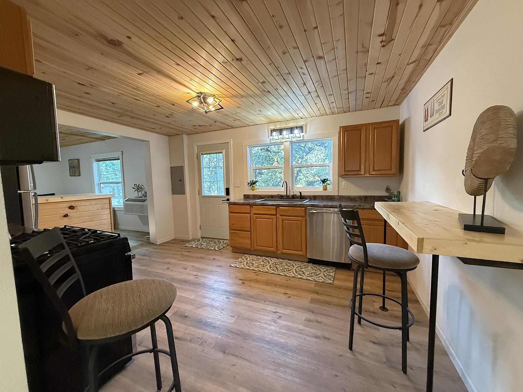MLS #251347