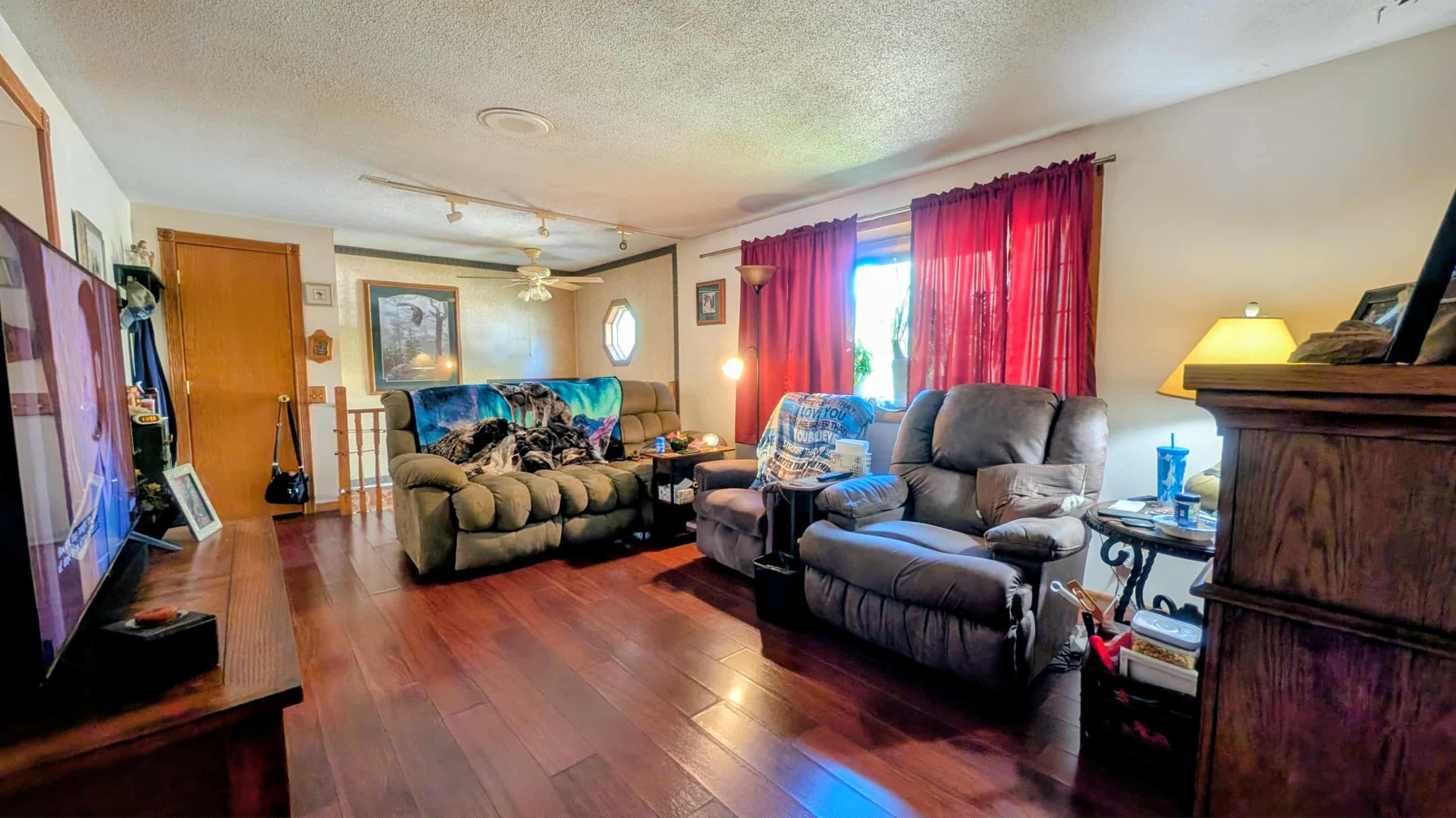 MLS #251360
