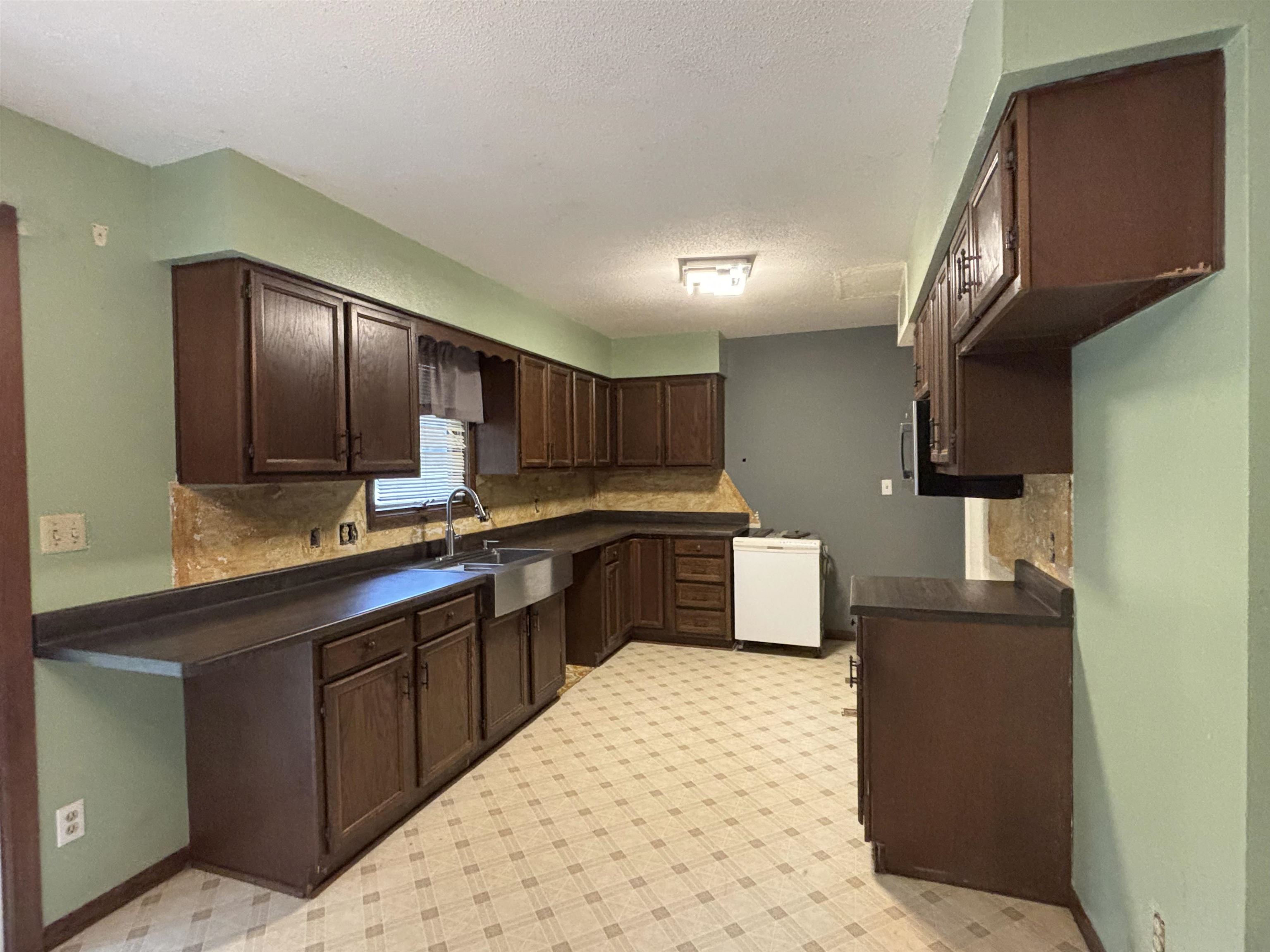 MLS #251368