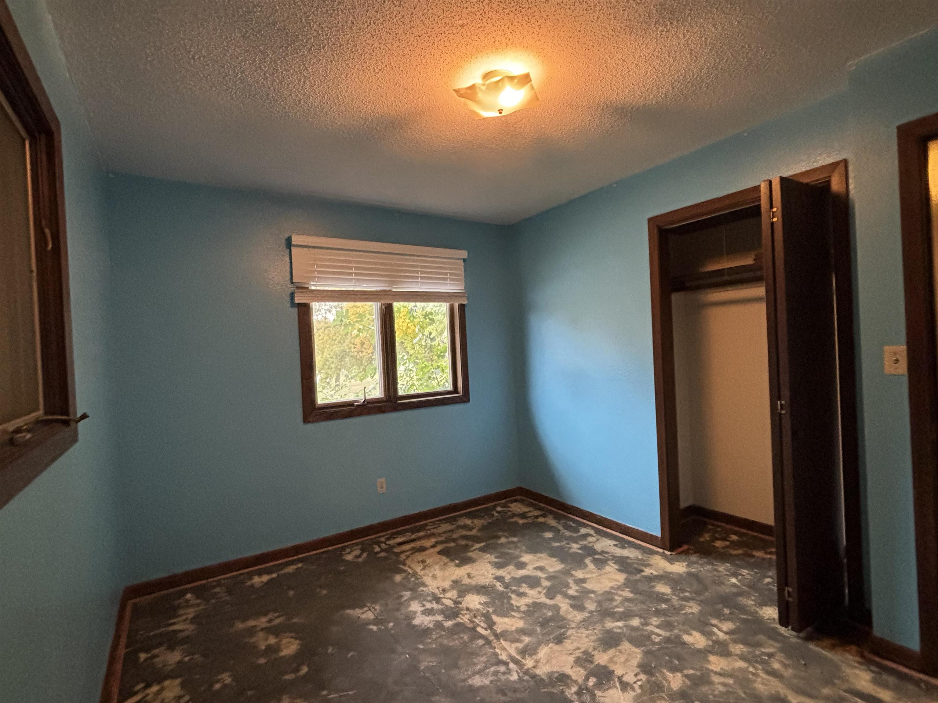 MLS #251368
