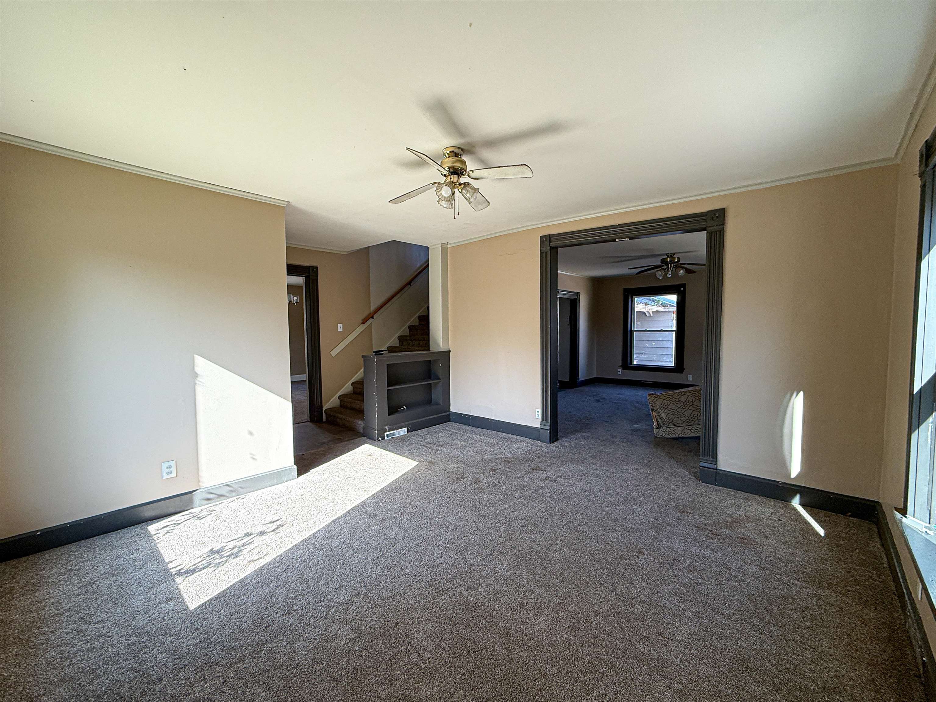 MLS #251370