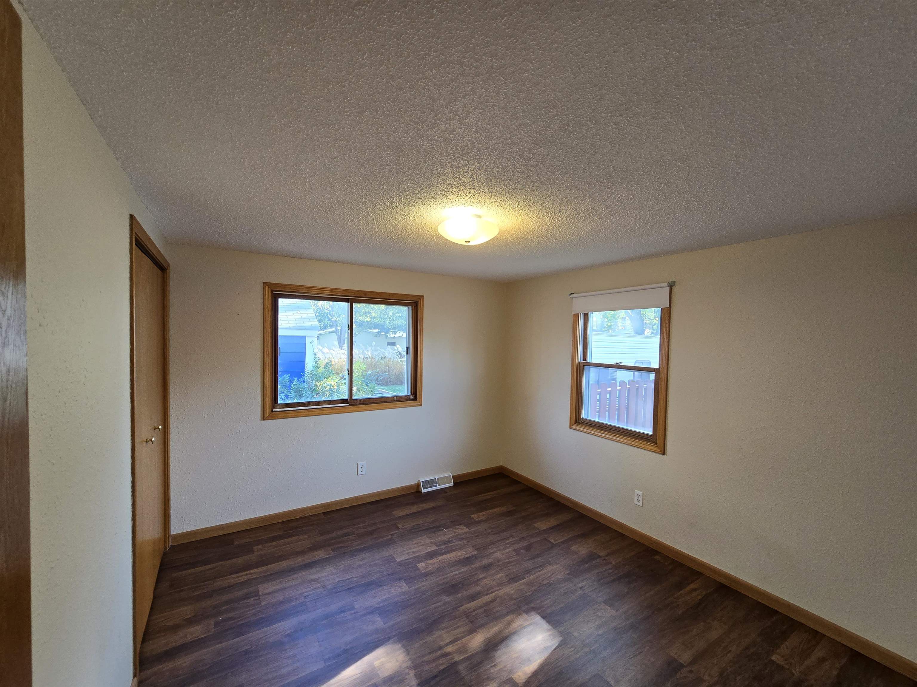 MLS #251381