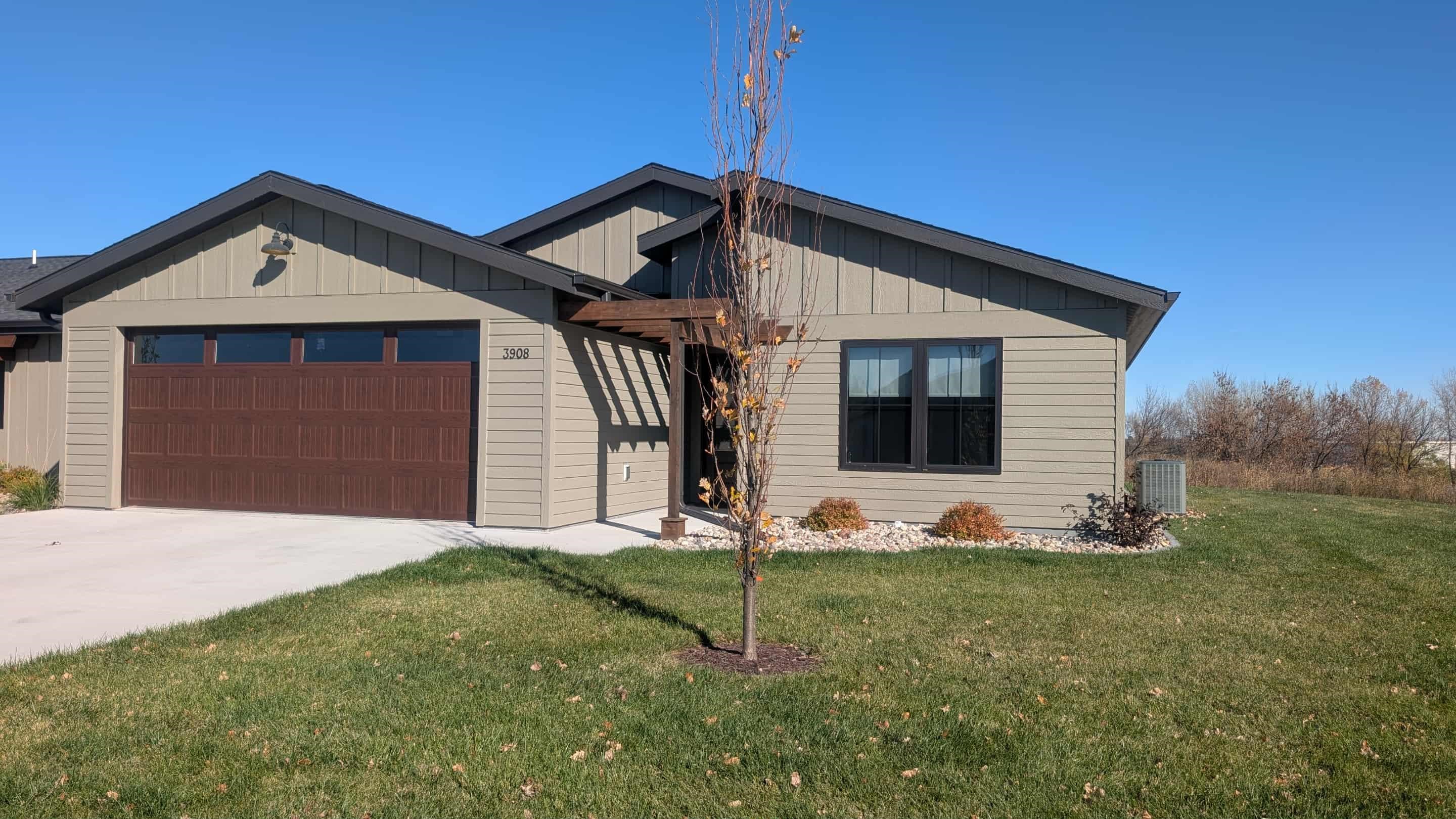 3908 Dorothy's Lane, Spirit Lake, IA 51360 