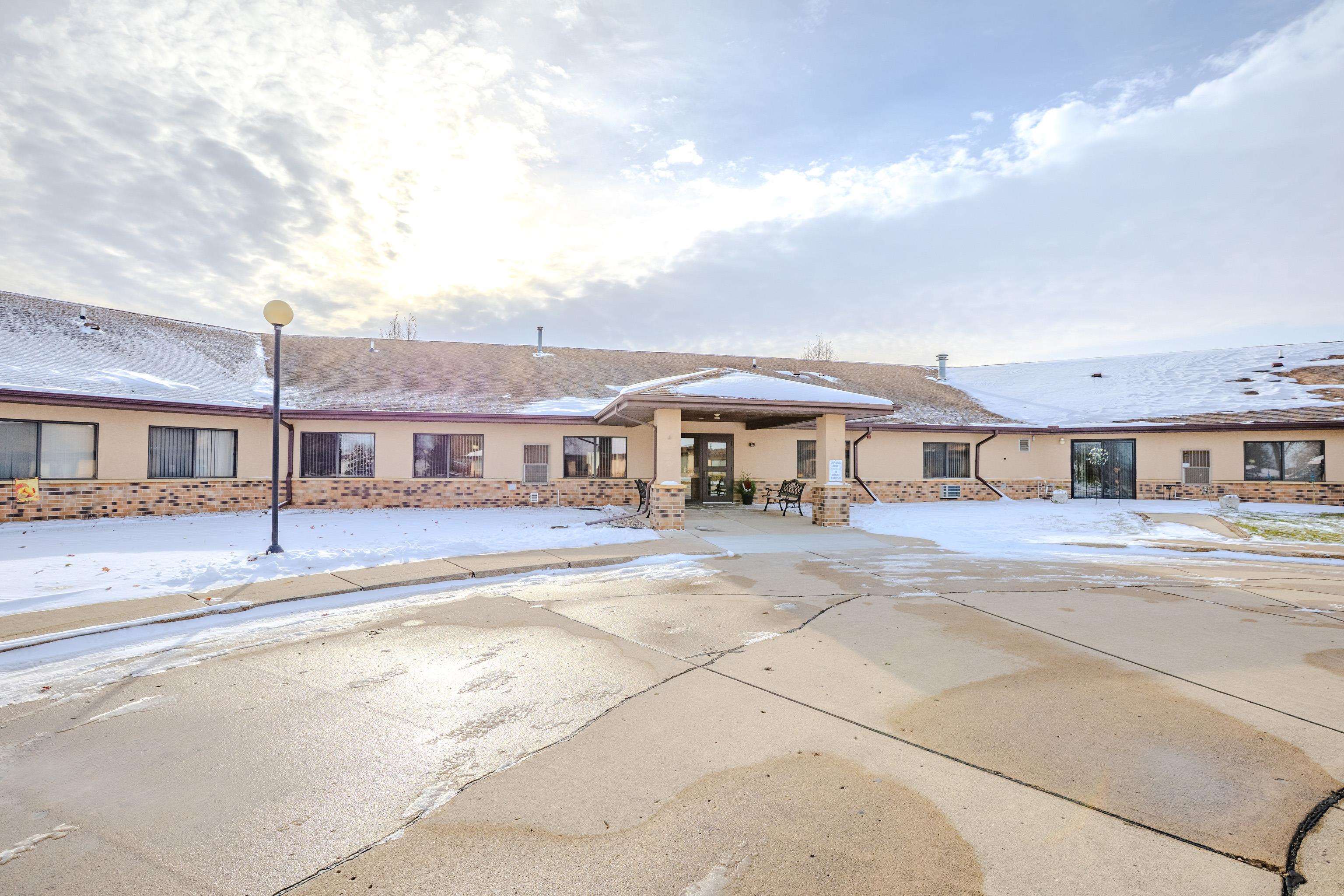 2351 27th Street #2333, Spirit Lake, IA 51360 