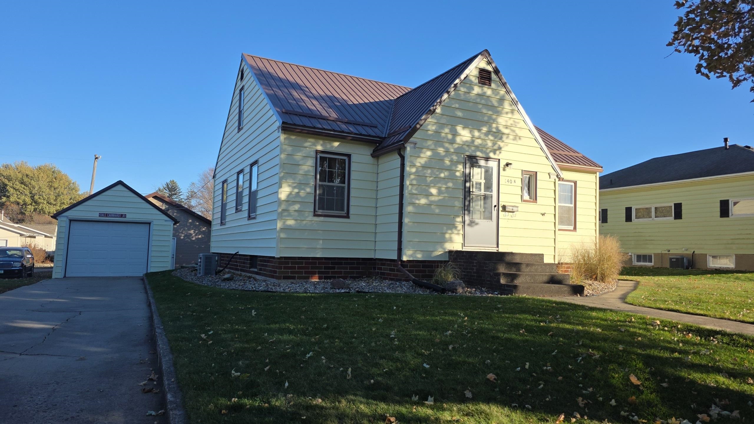 140 1st Avenue, Hartley, IA 51346 