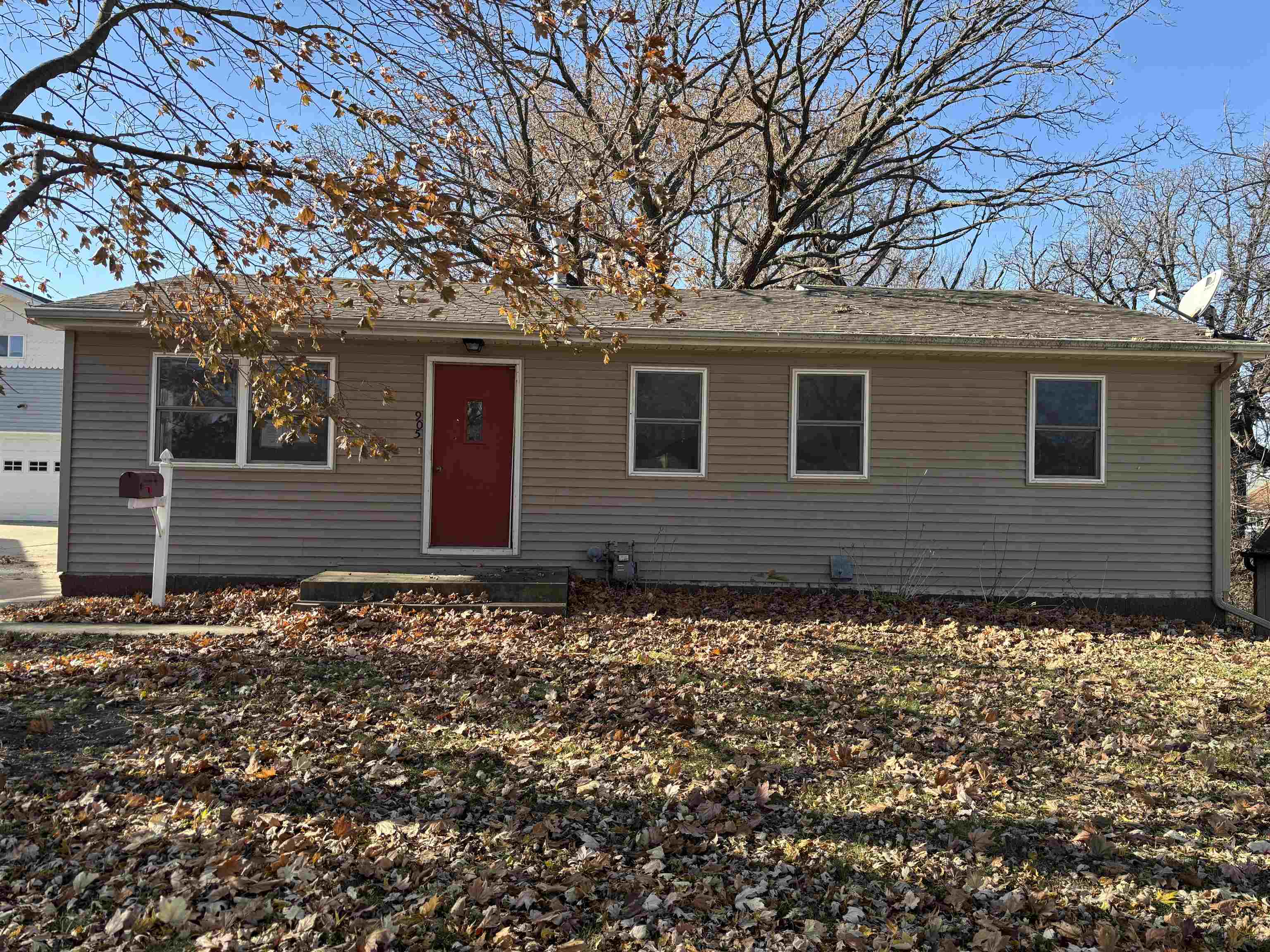 905 Wooster Street, Algona, IA 50511 