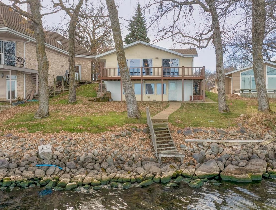 2310 Lakeside Avenue, Wahpeton, IA 51351 