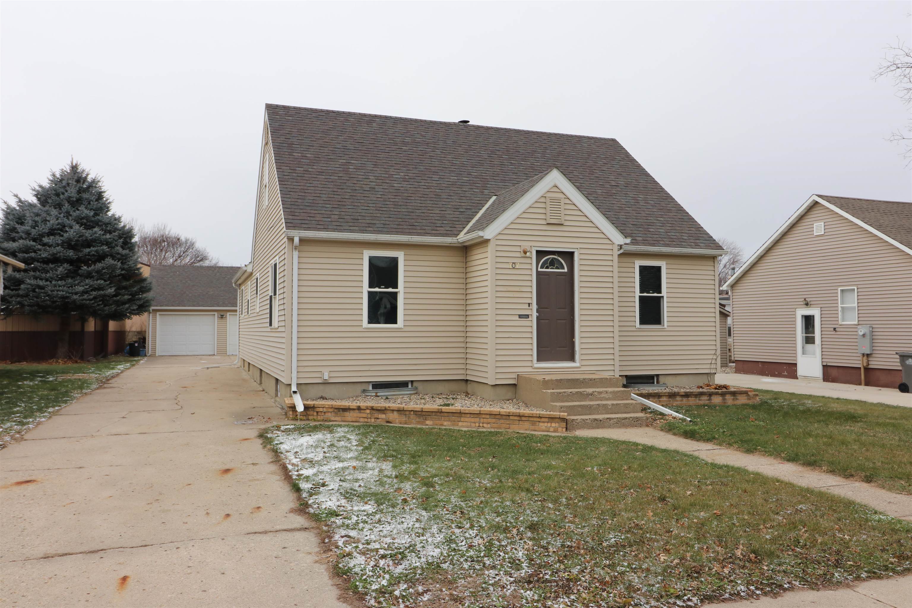 707 6th Avenue, Spencer, IA 51301 