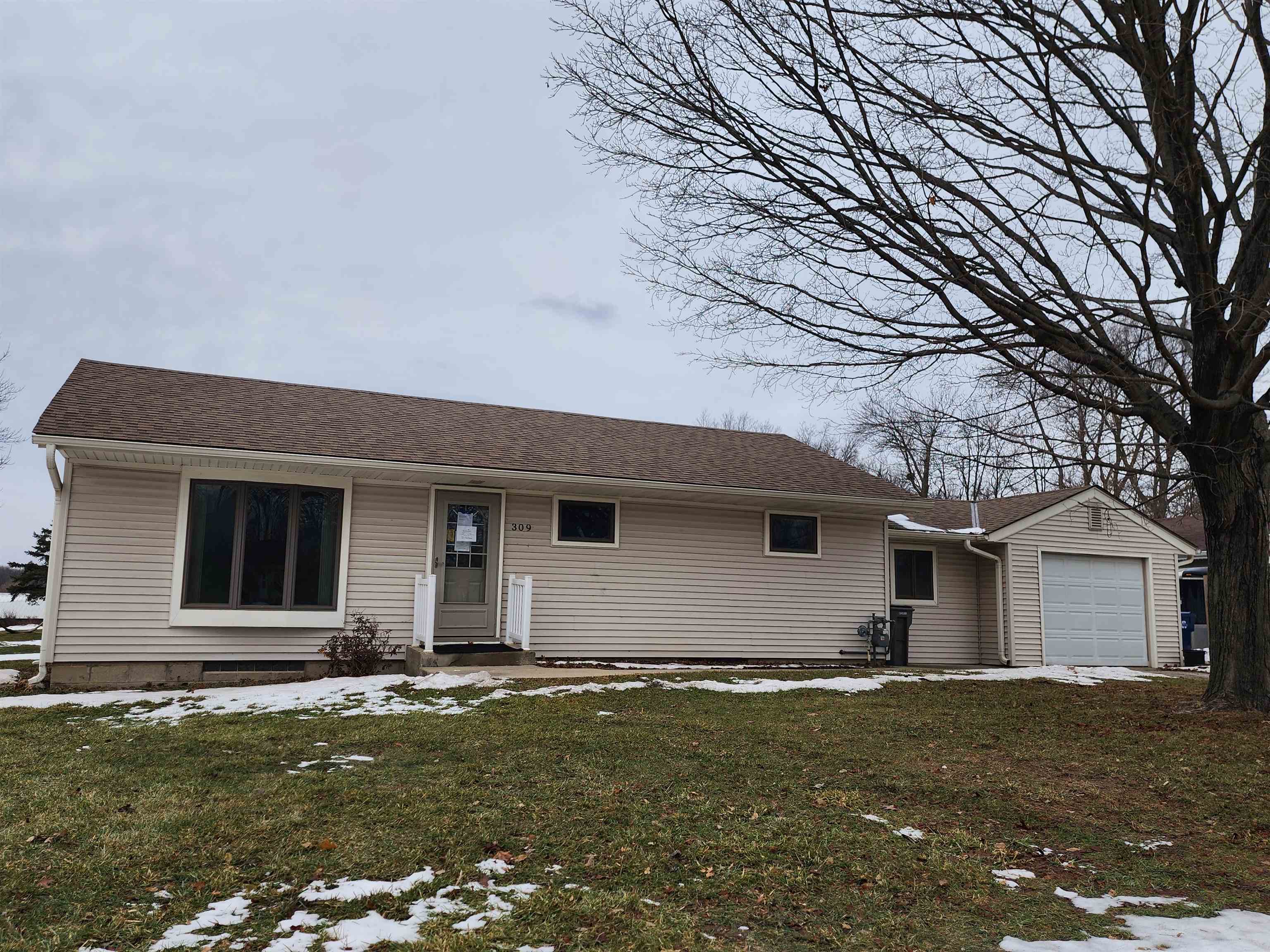 309 Tompkins Court, Spencer, IA 51301 