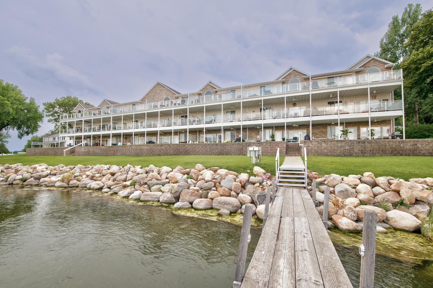 14 Iowa Street #C2, Arnolds Park, IA 51331 