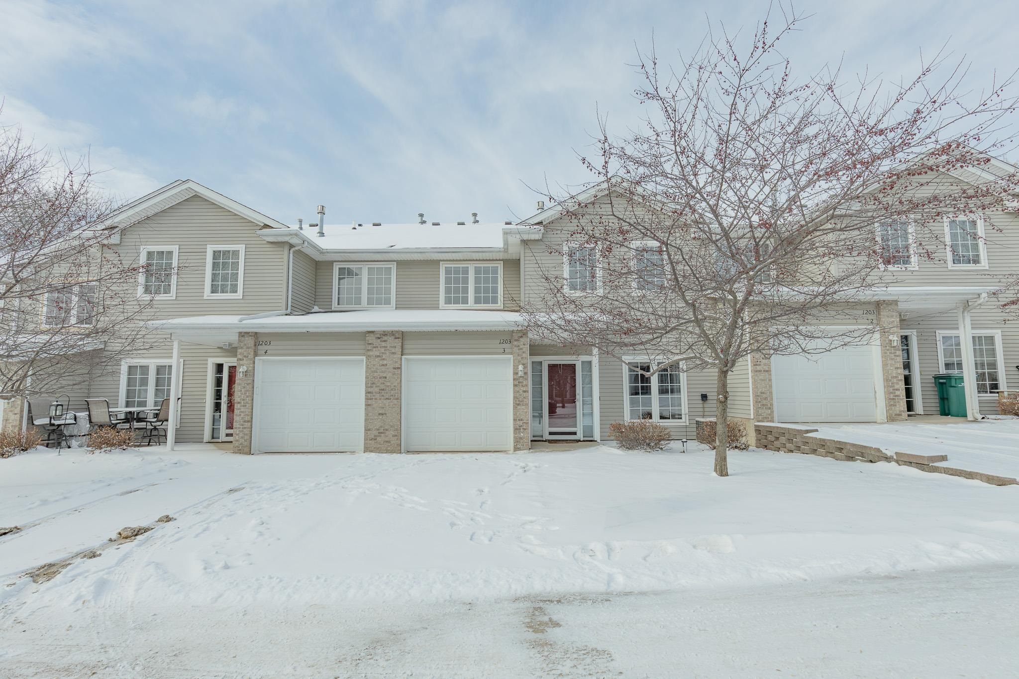 1203 Eloise St. #3, Okoboji, IA 51355 