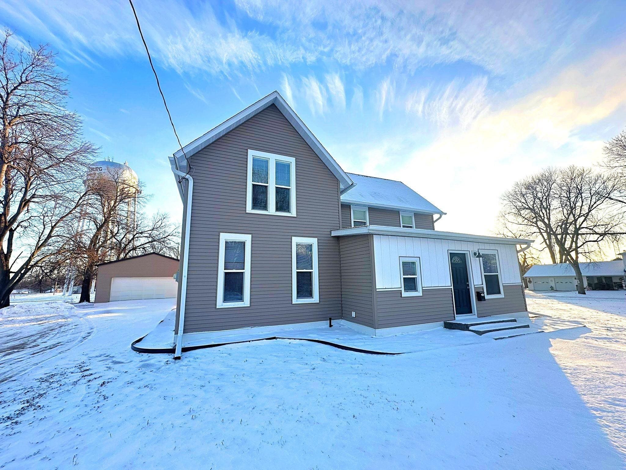 1608 12th Street, Emmetsburg, IA 50536 