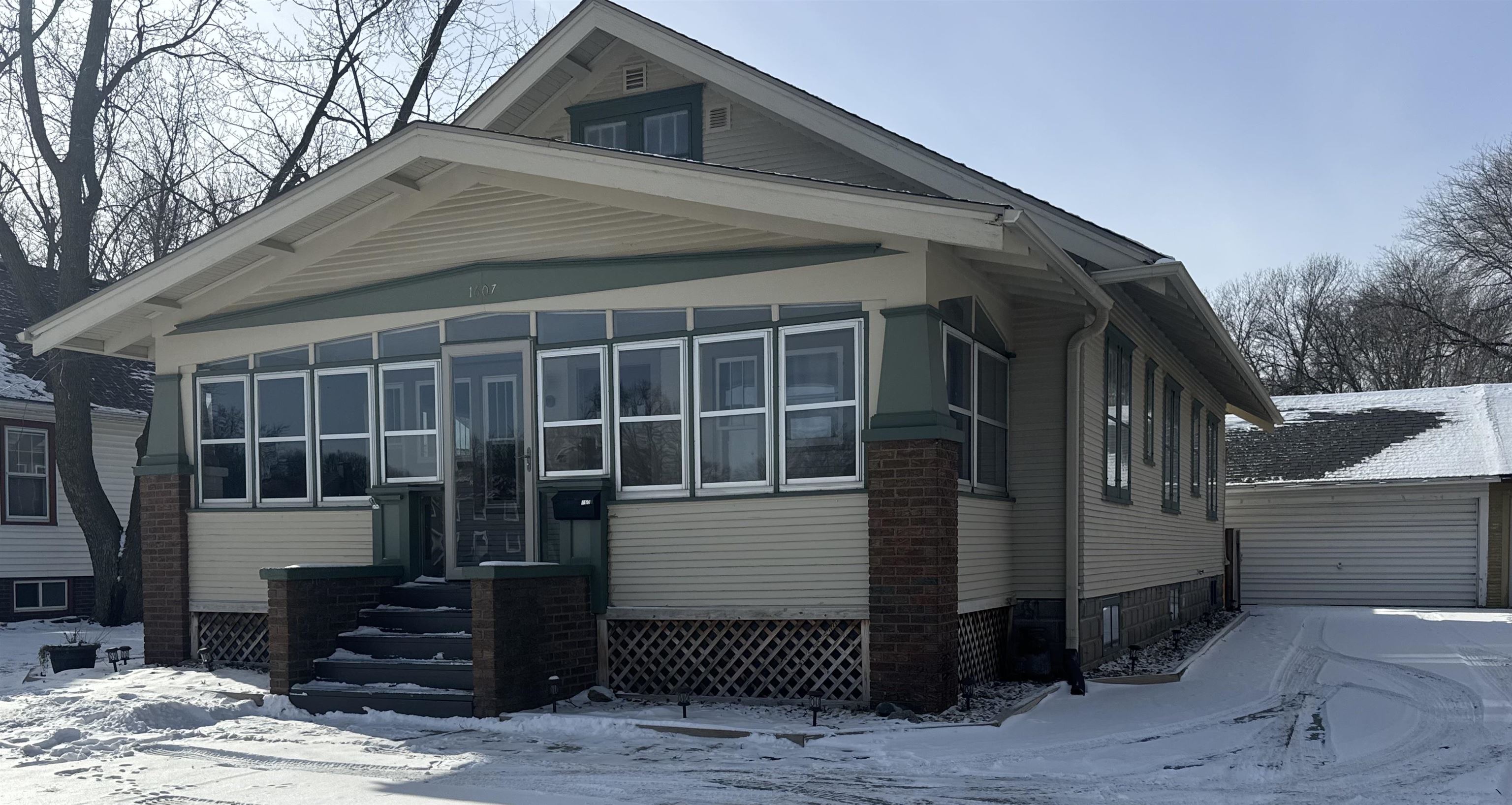 1607 Grand Avenue, Spencer, IA 51301 