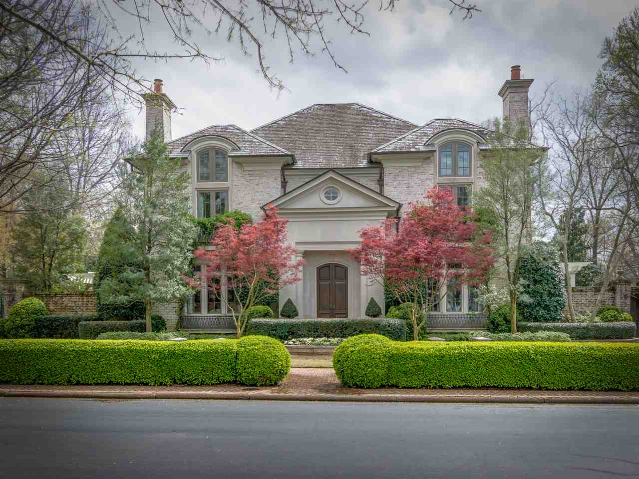 Memphis homes for sale above 1 Million Dollars