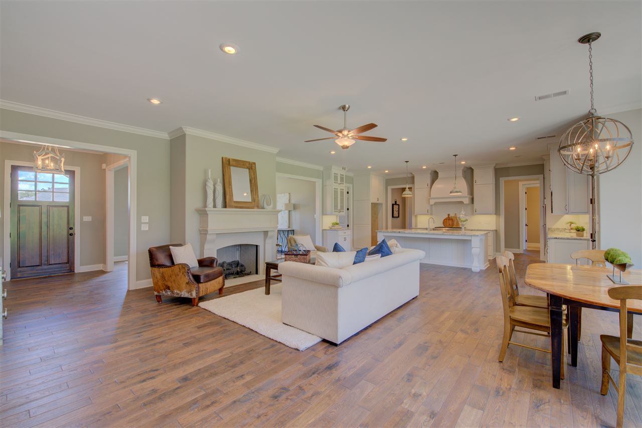 1217 DERBY RUN LN, Collierville, TN 38017 - JudyMac