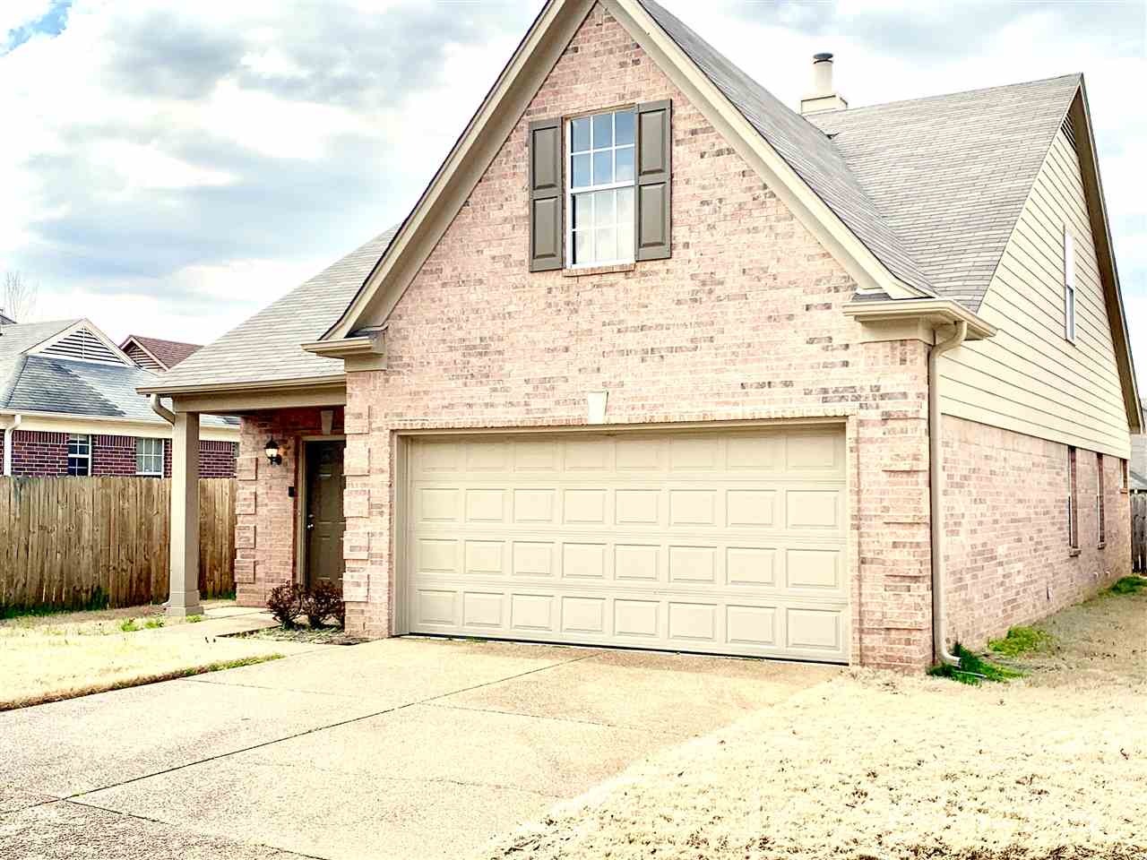 2147 E Berry Garden Cir Memphis Tn 38016