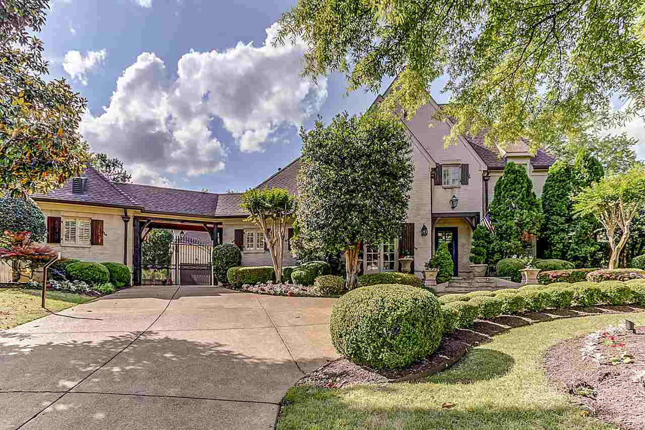 10024 Forest Oaks Cv Collierville Tn 38017 901 Real Estate