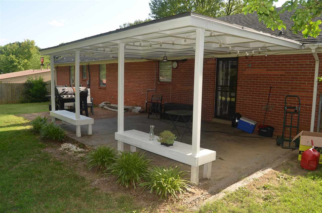 2854 ELMORE PARK RD