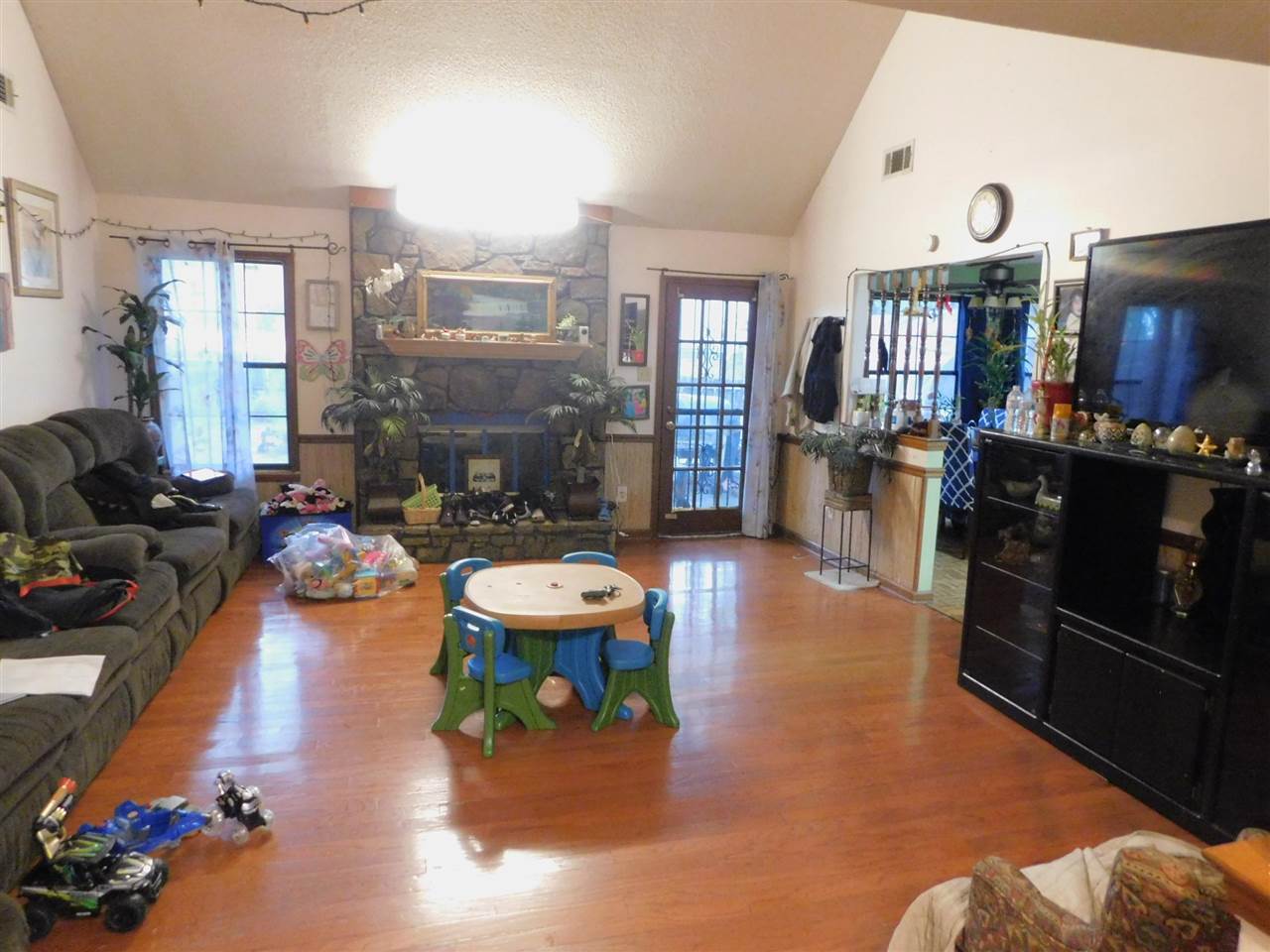 6968 SNYDER RD