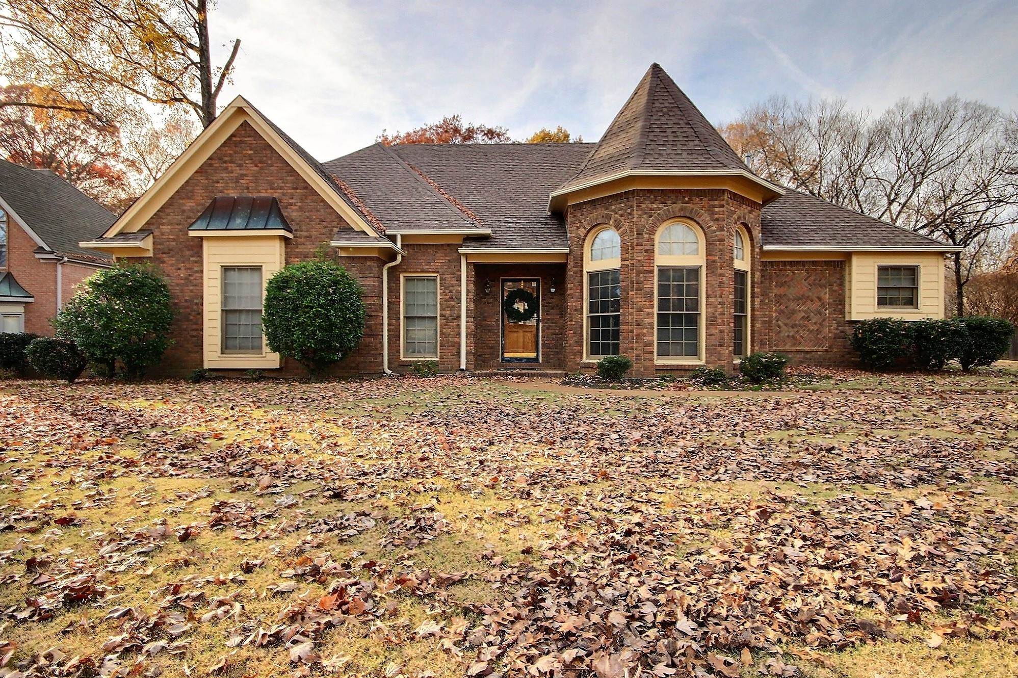 1771 Wood Oak Dr, Memphis, TN 38016