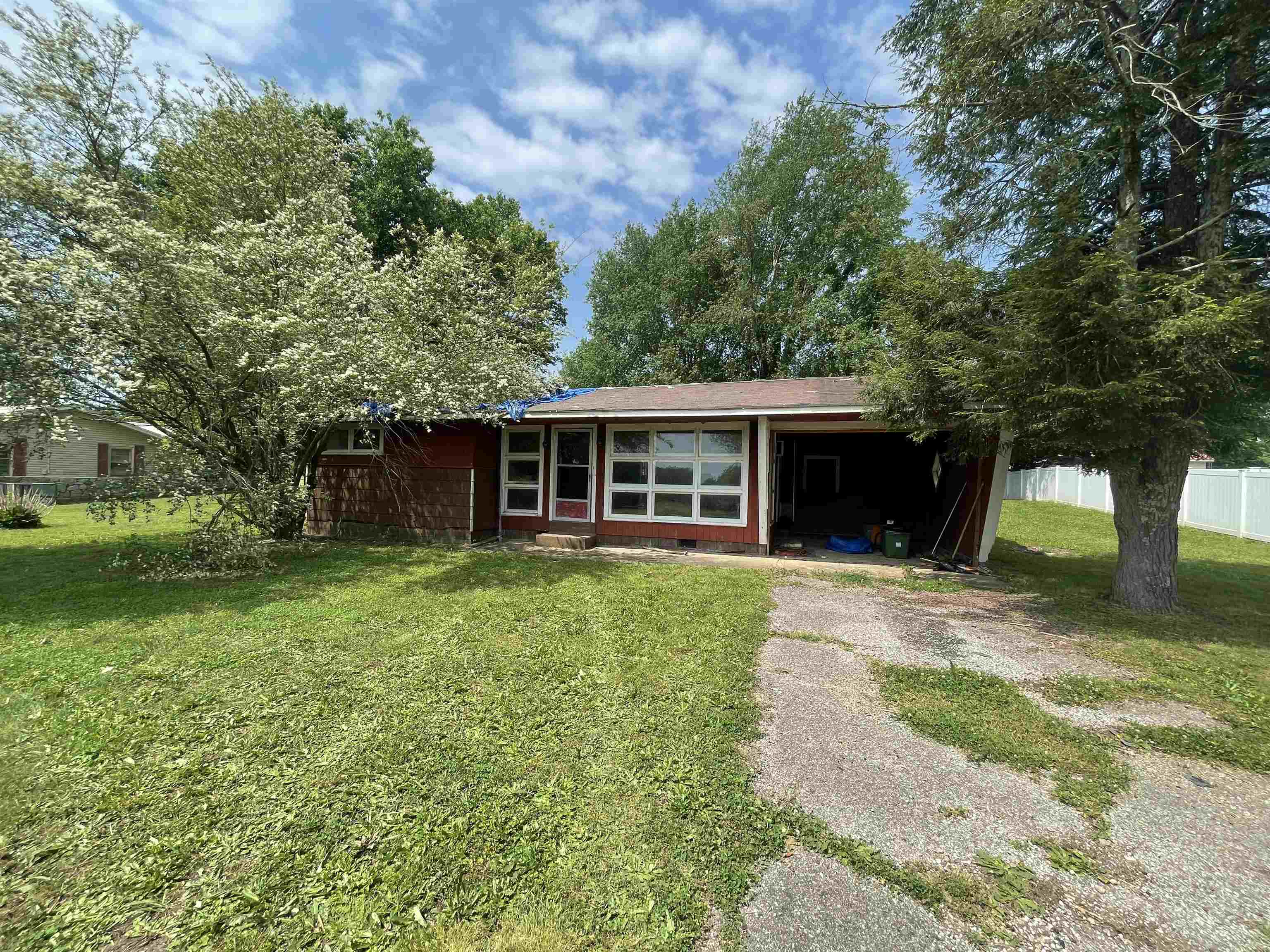 20295 HIGHWAY 69 S HWY, SAVANNAH, TN 38372 List 4 Less Realty