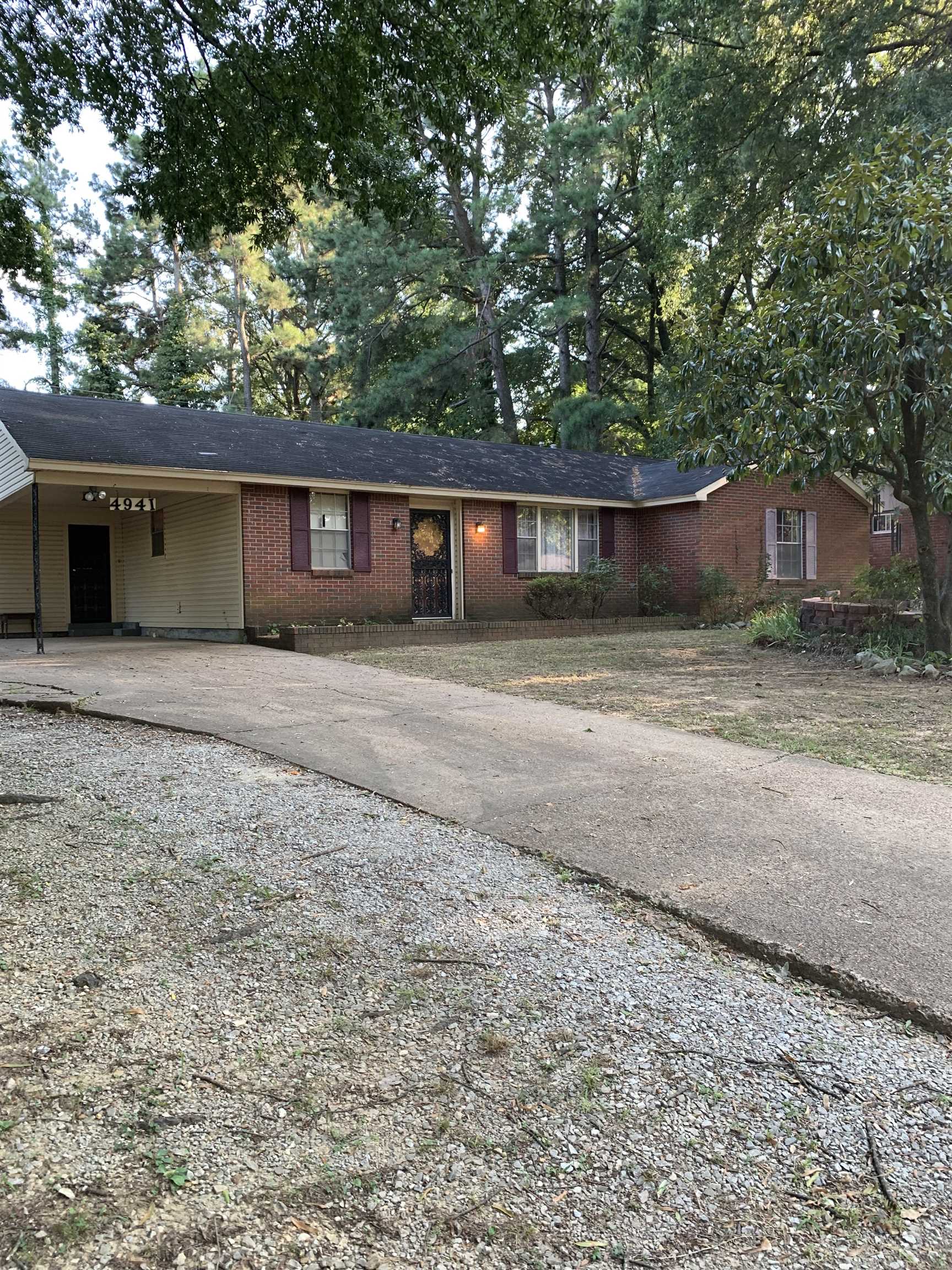4941 Cromwell, Memphis, Tennessee image 2