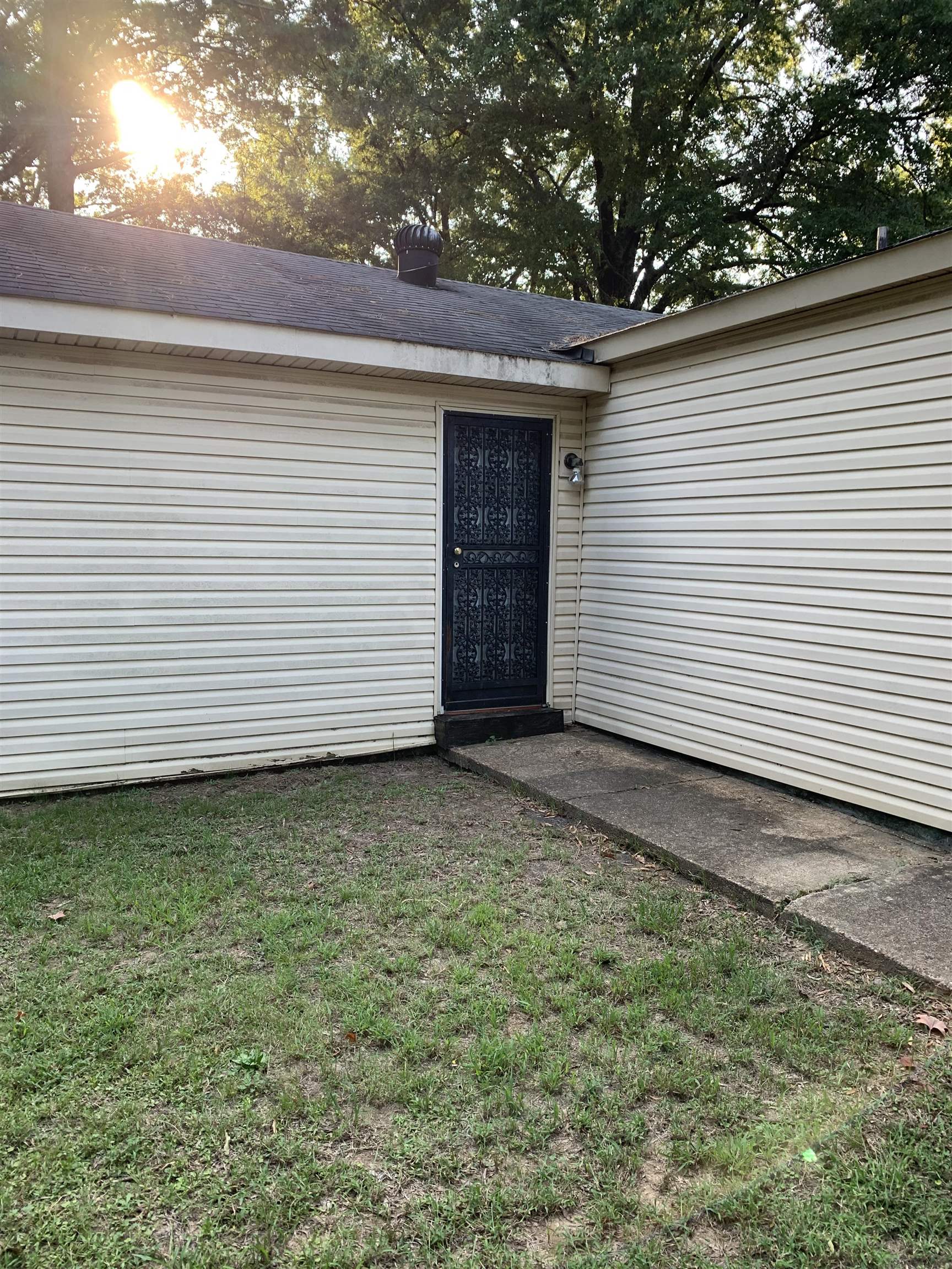 4941 Cromwell, Memphis, Tennessee image 18