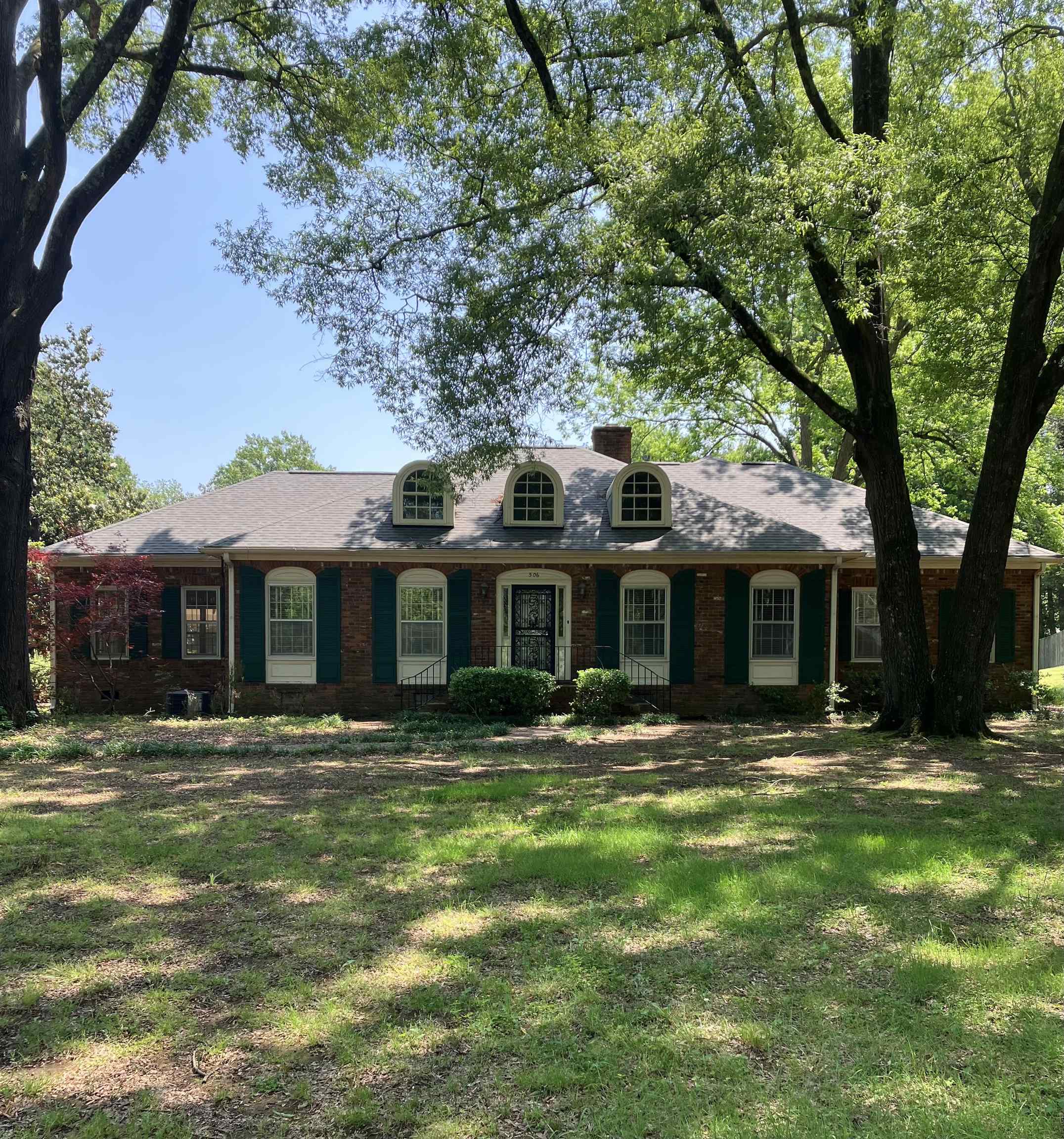 506 Peterson Lake Rd, Collierville, TN 38017