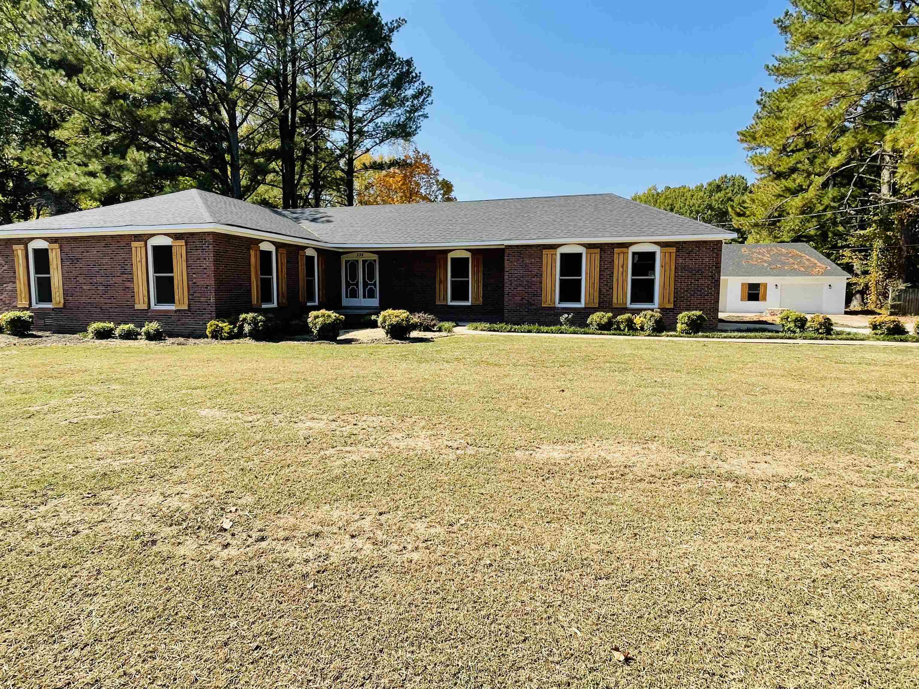 134 RHONDA LN, SAVANNAH, TN 38372 Crunk Real Estate Weichert