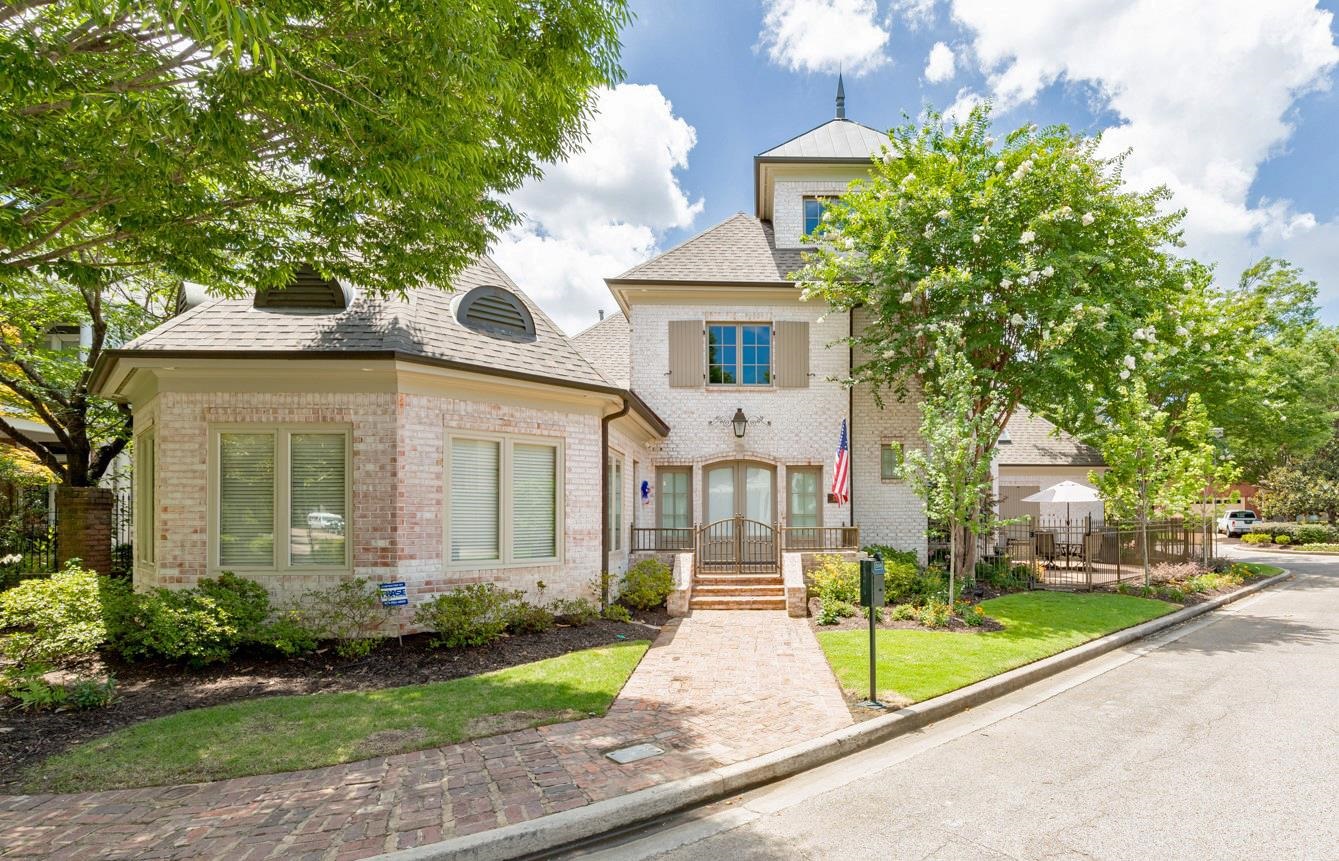 558 MAGNOLIA MOUND DR, Memphis, TN 38103