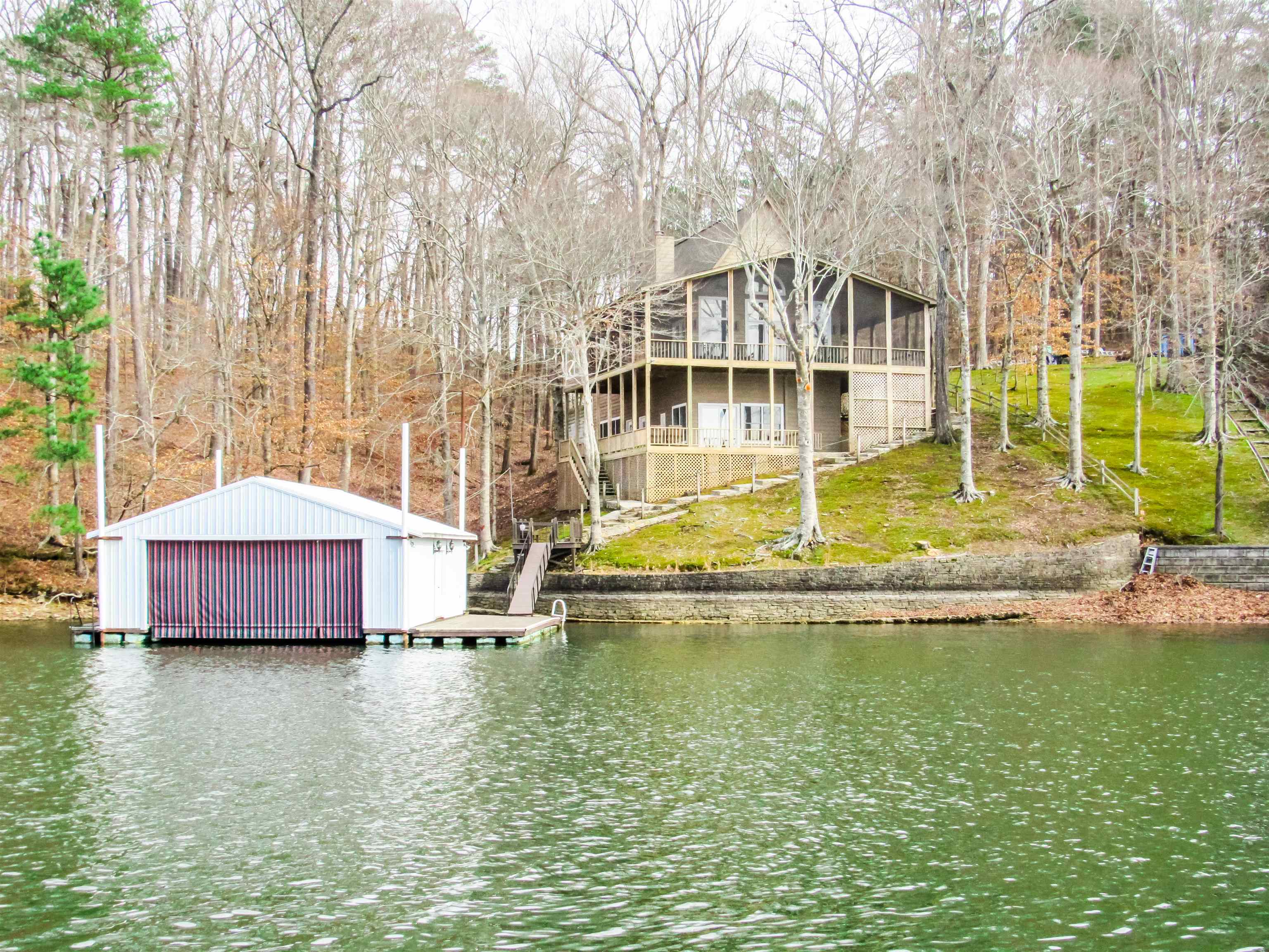 188 CR 389 RD, Iuka, MS 38852