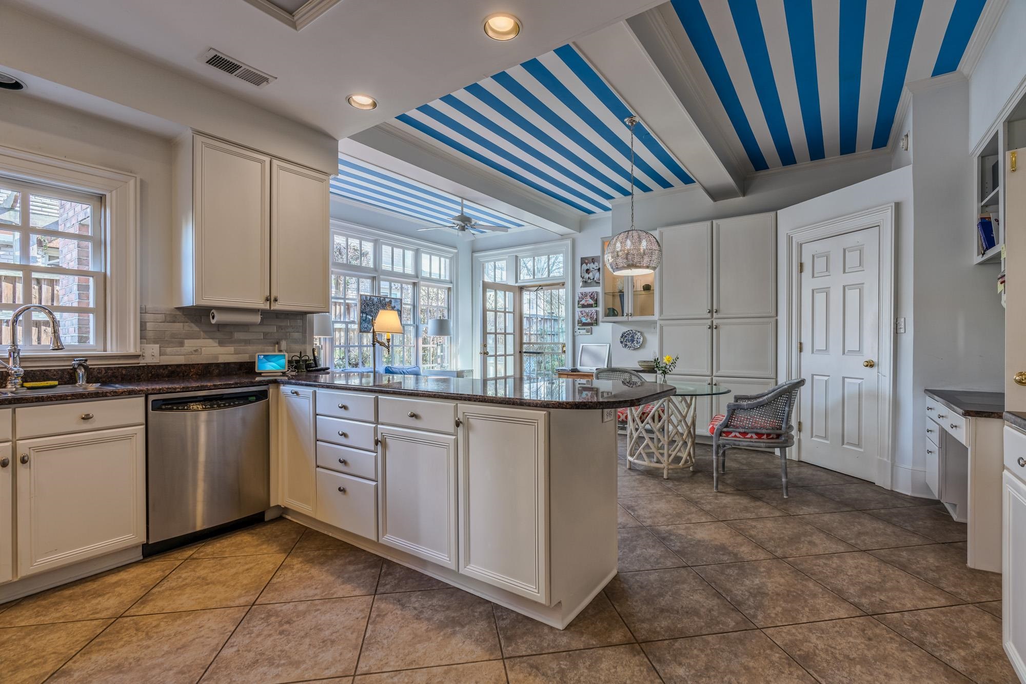 4107 LANGSTON CV