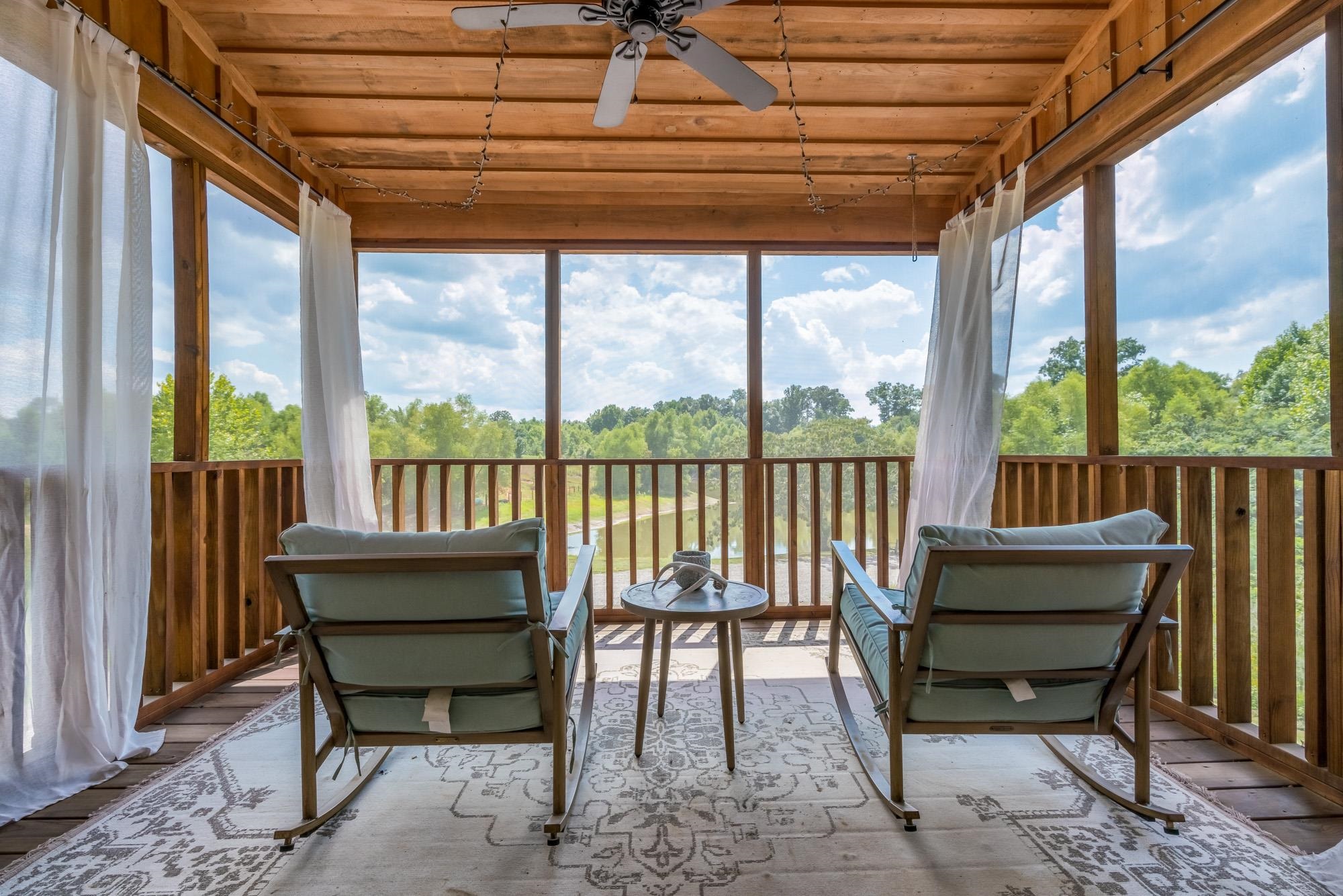 6955 WHITEVILLE NEW CASTLE RD