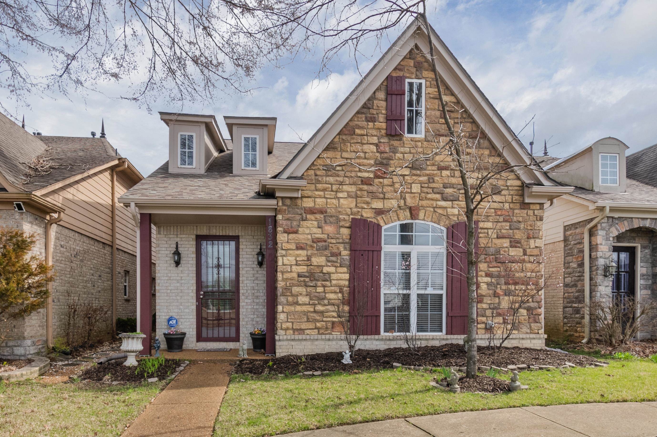 1832 N HOUSTON LEVEE RD, MEMPHIS, TN 38016 • WRIGHT REALTY