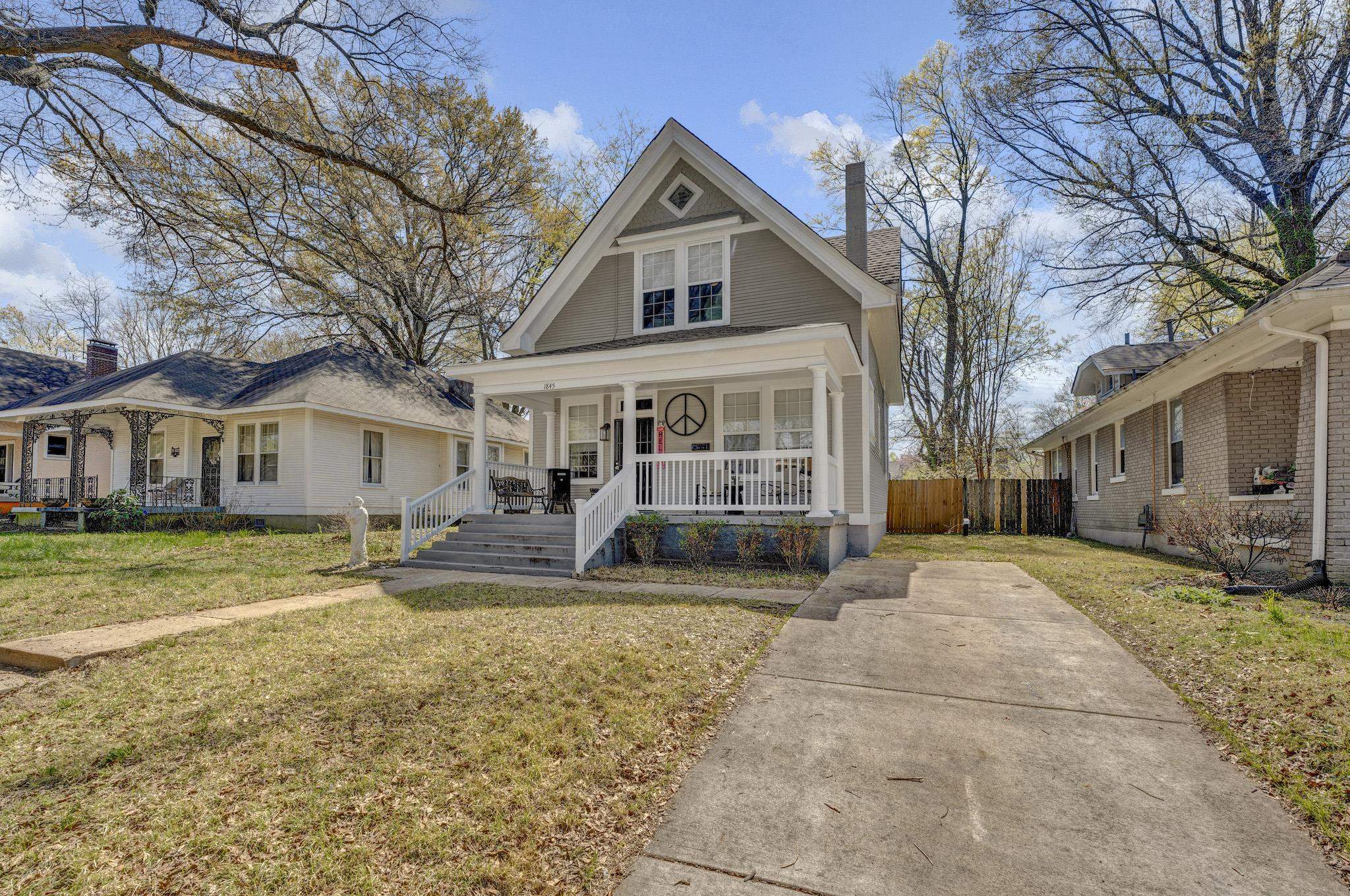 1845 YOUNG AVE, Memphis, TN 38114