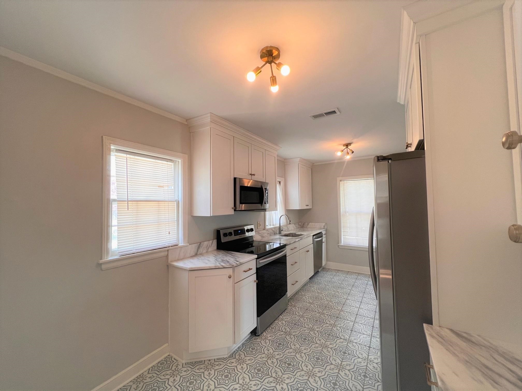 3609 MIMOSA AVE