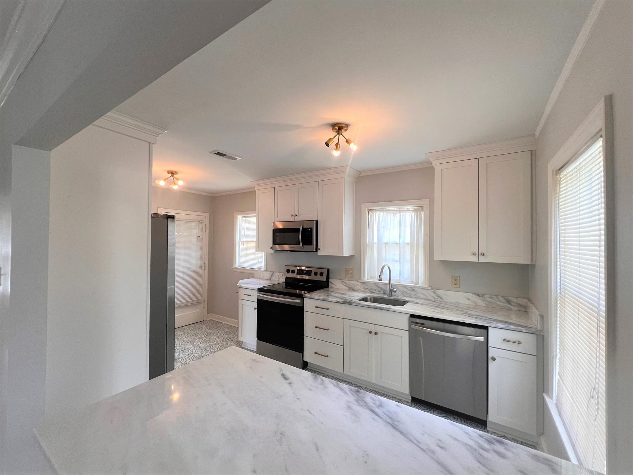 3609 MIMOSA AVE