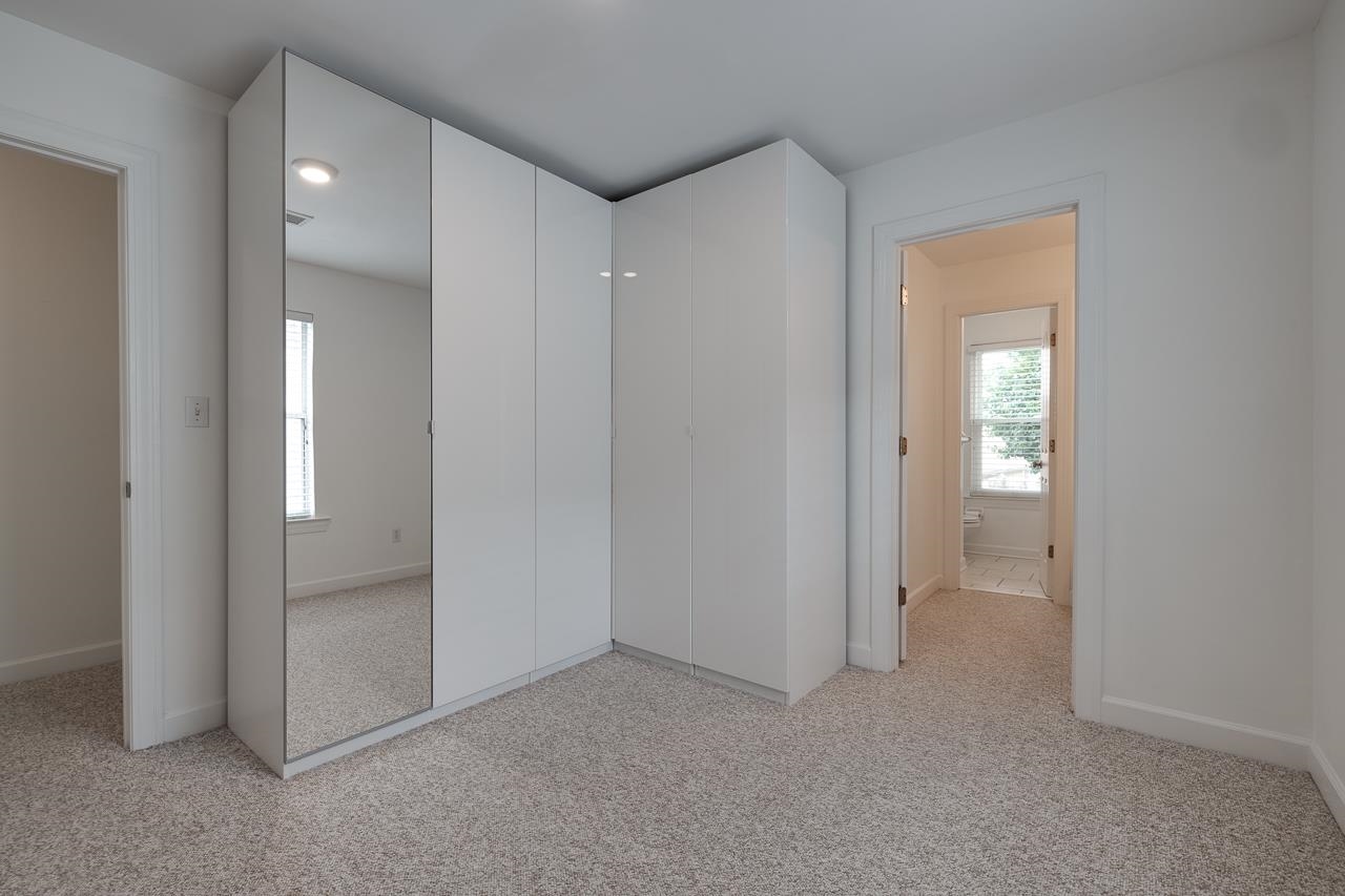 1078 RIVER ISLE DR