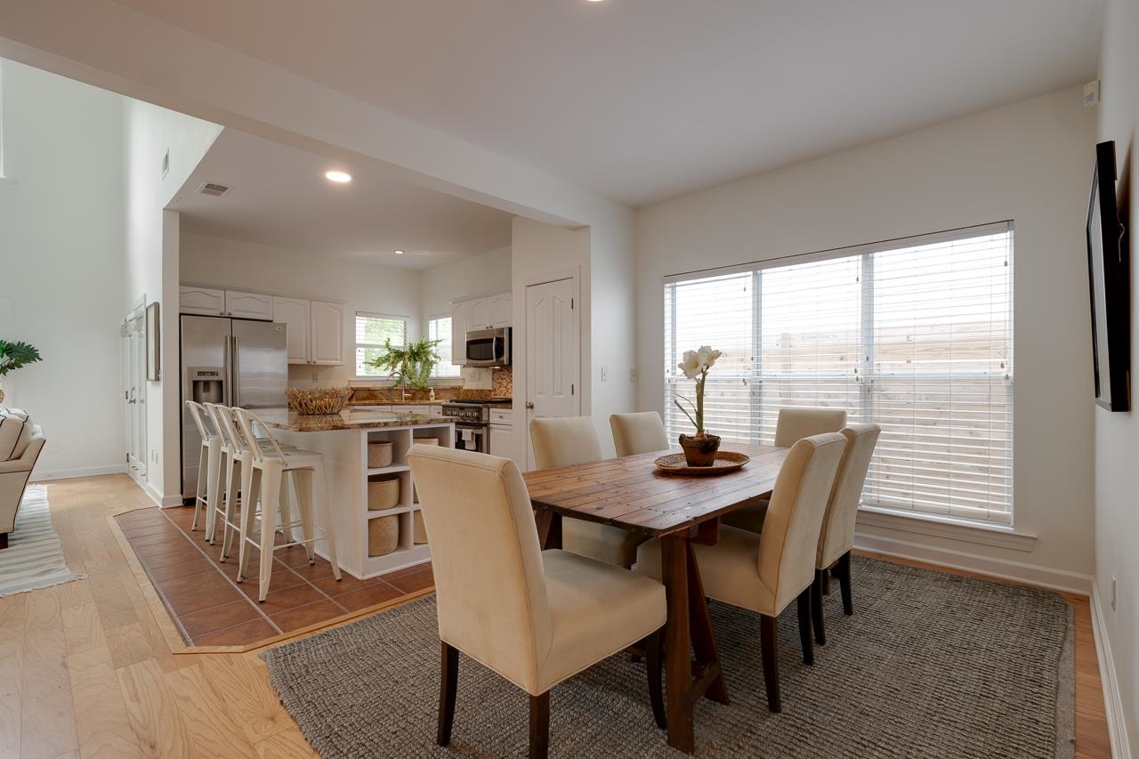 1078 RIVER ISLE DR